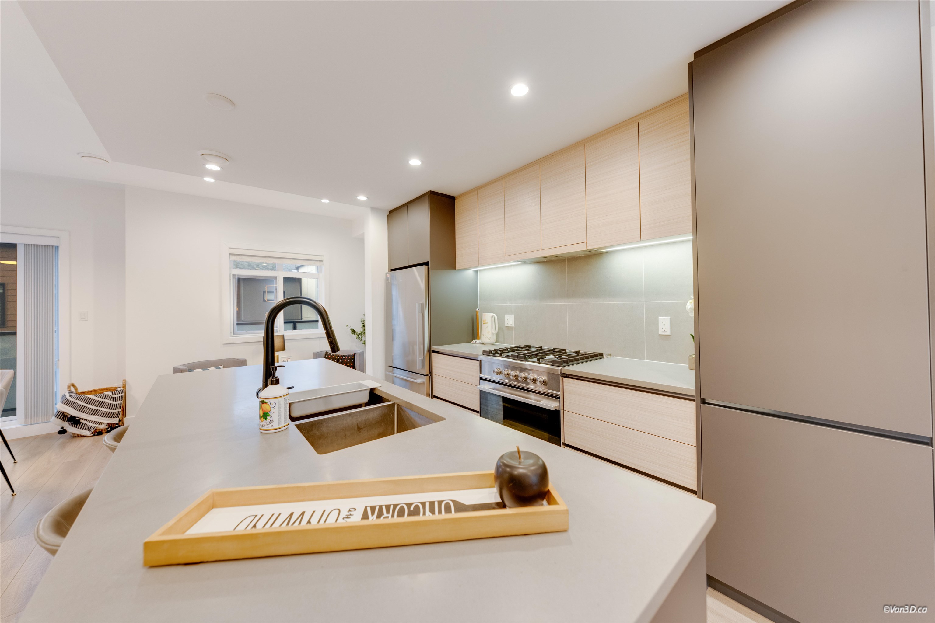 3 5651 STEVESTON HIGHWAY Unit: 3