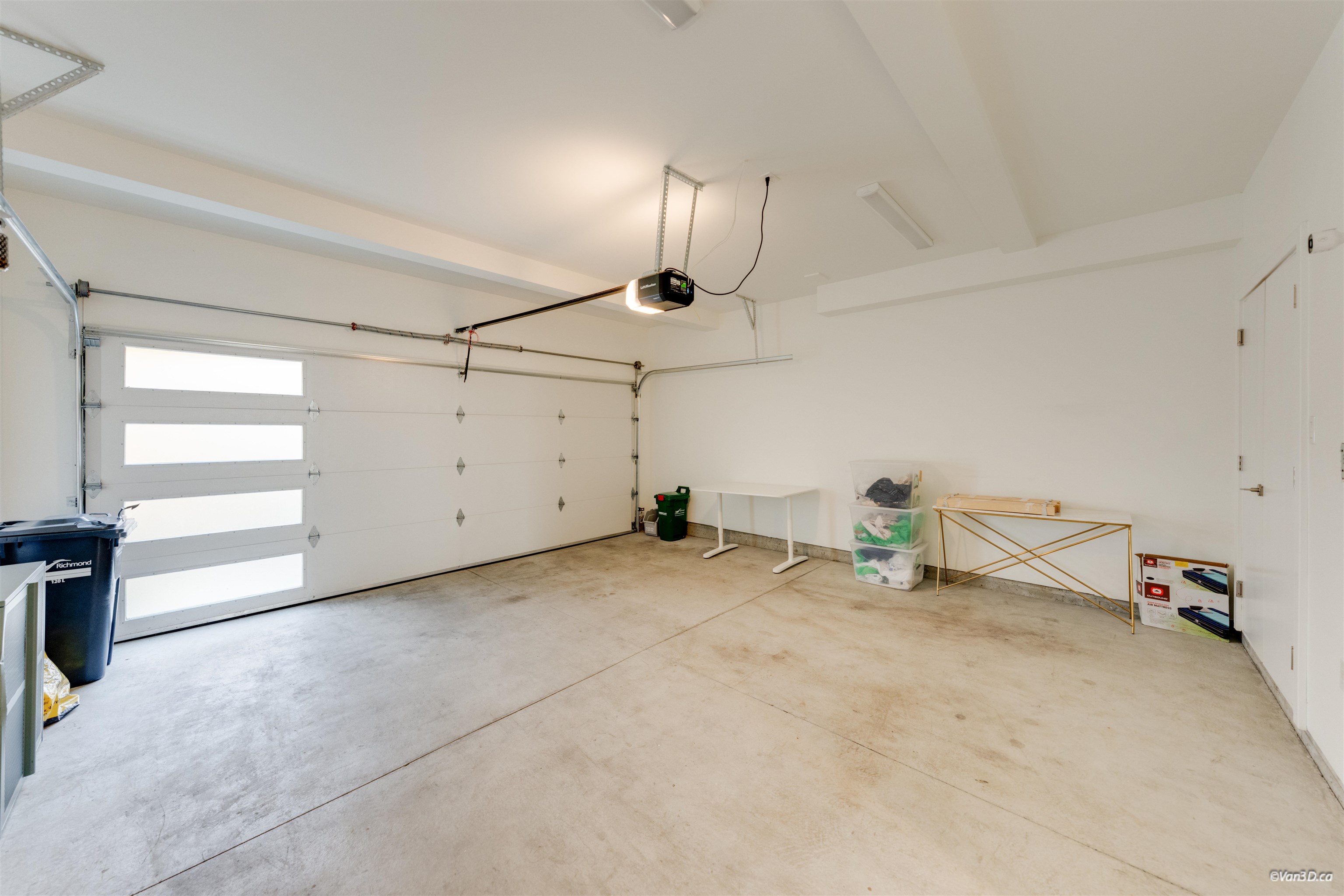 3 5651 STEVESTON HIGHWAY Unit: 3