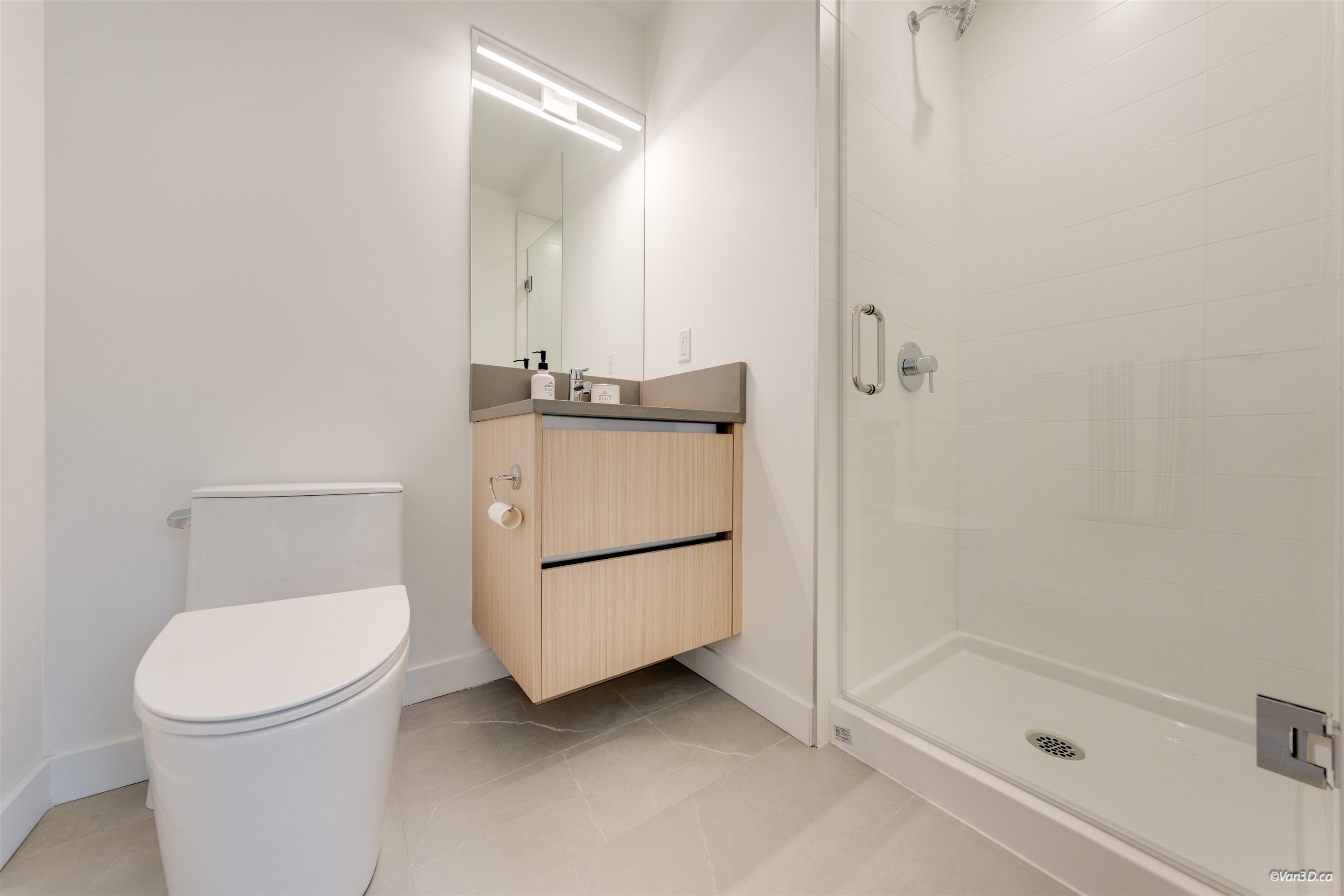 3 5651 STEVESTON HIGHWAY Unit: 3