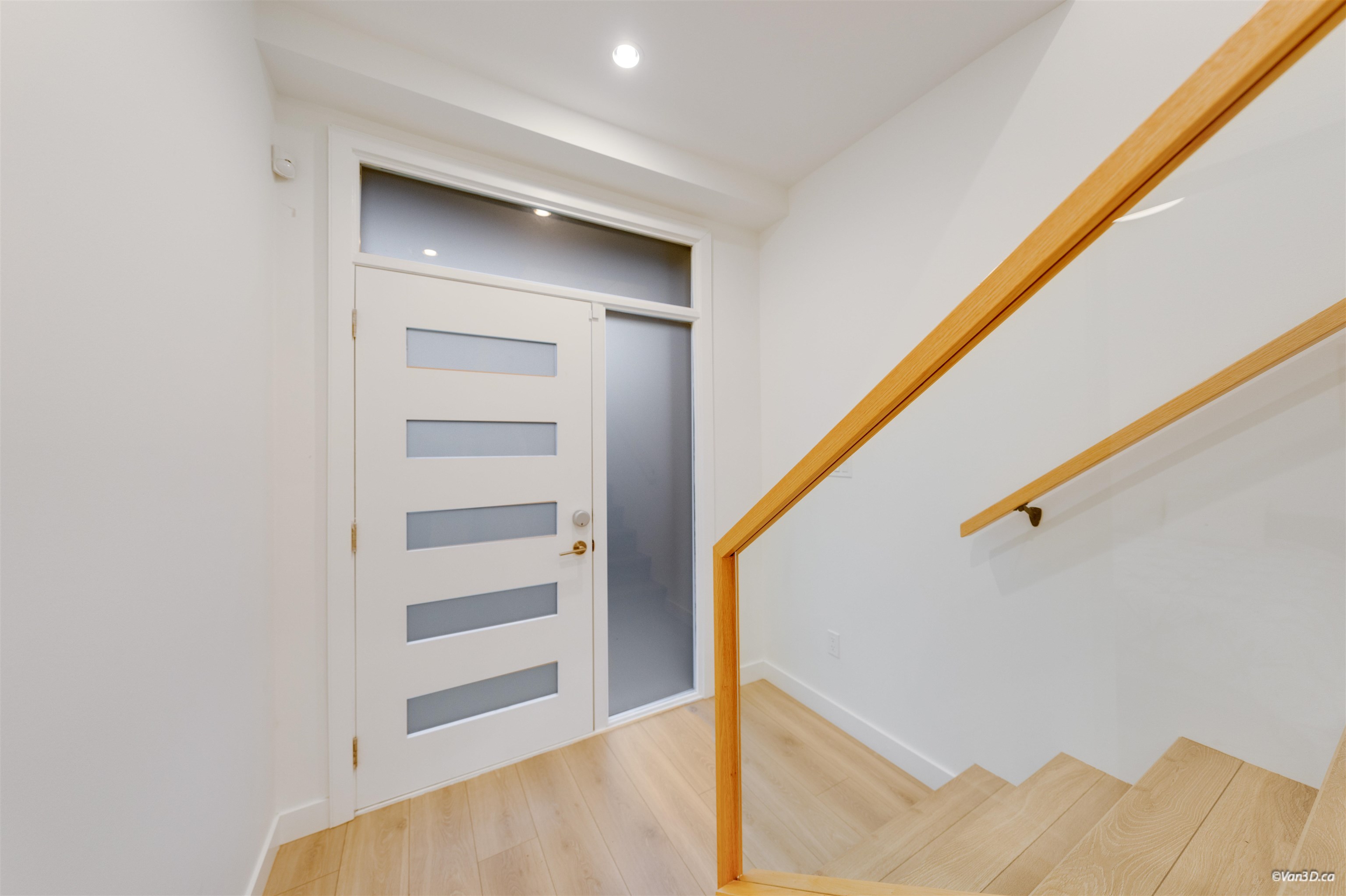 3 5651 STEVESTON HIGHWAY Unit: 3