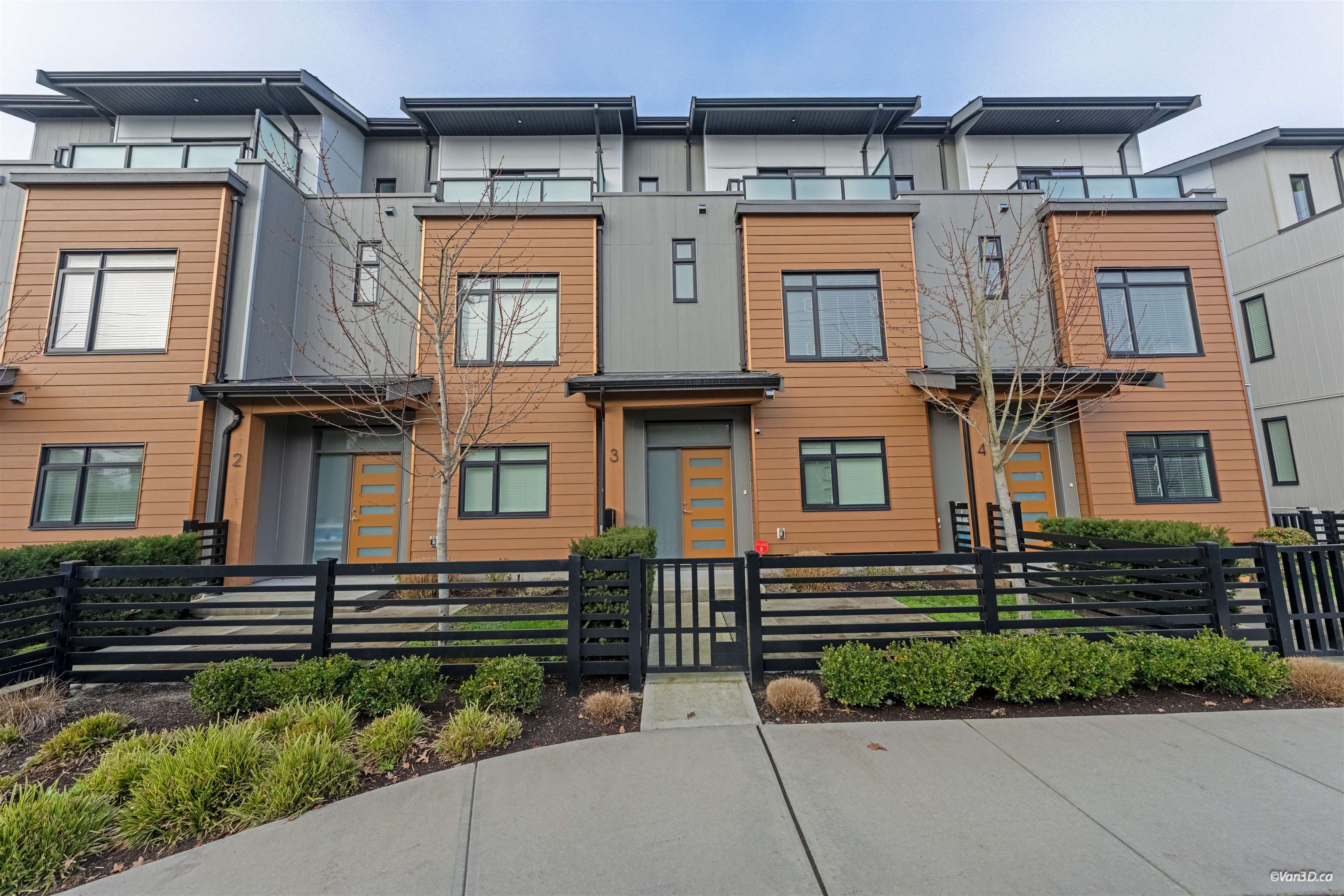 3 5651 STEVESTON HIGHWAY Unit: 3