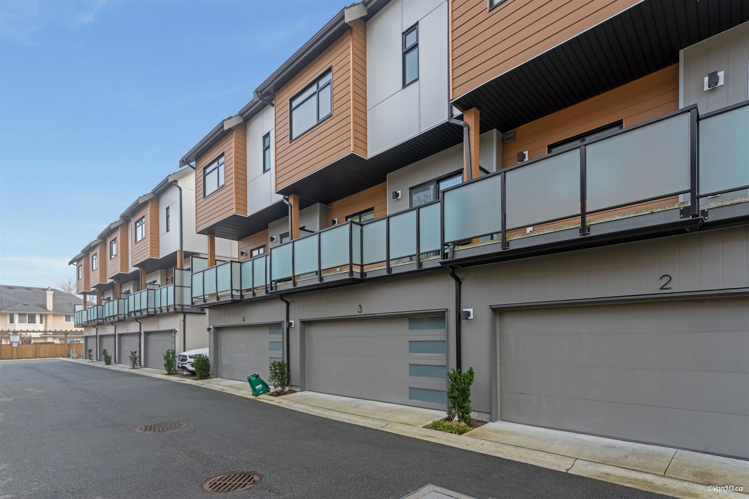 3 5651 STEVESTON HIGHWAY Unit: 3