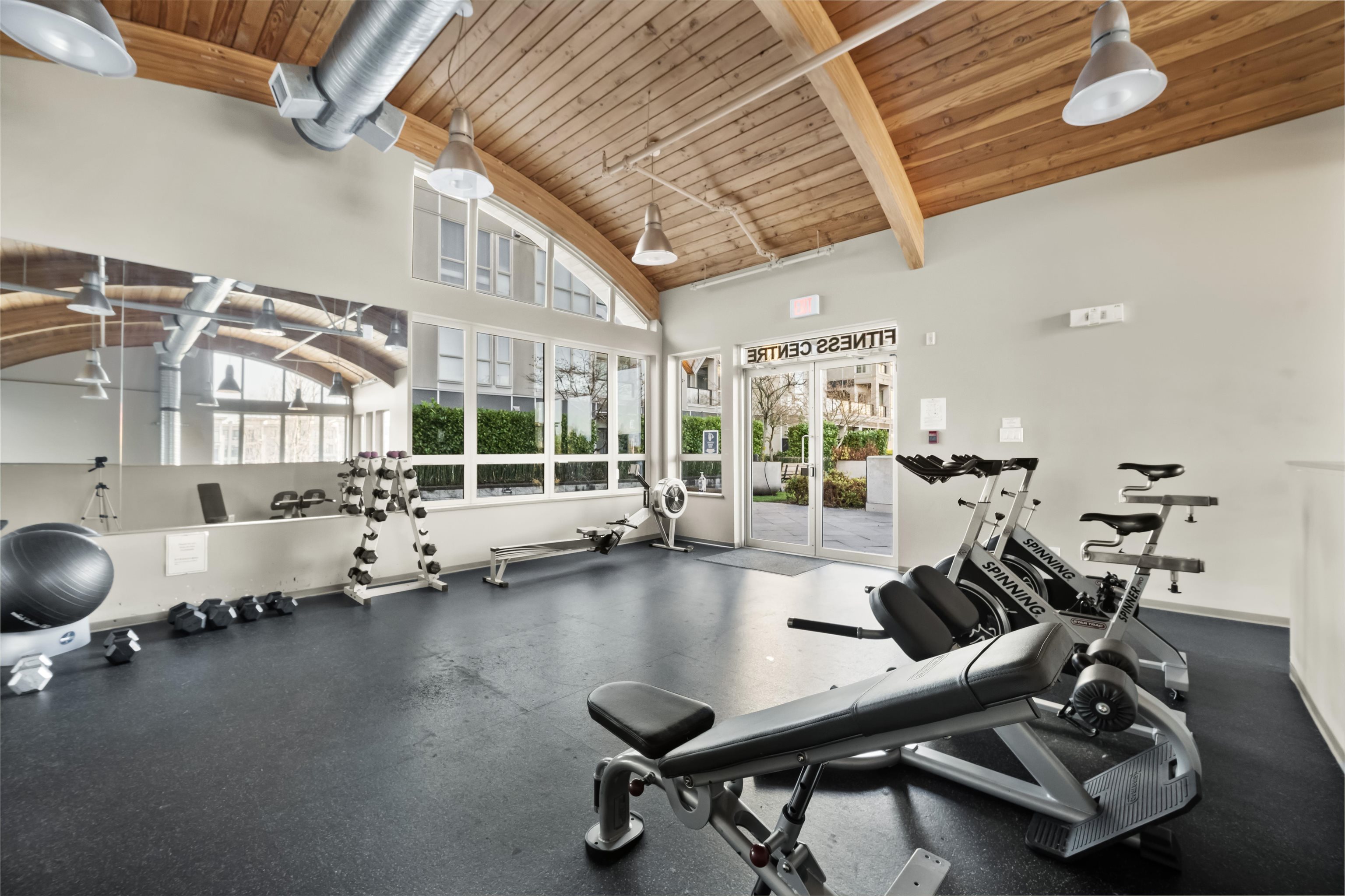 672 4099 STOLBERG STREET Unit: 672