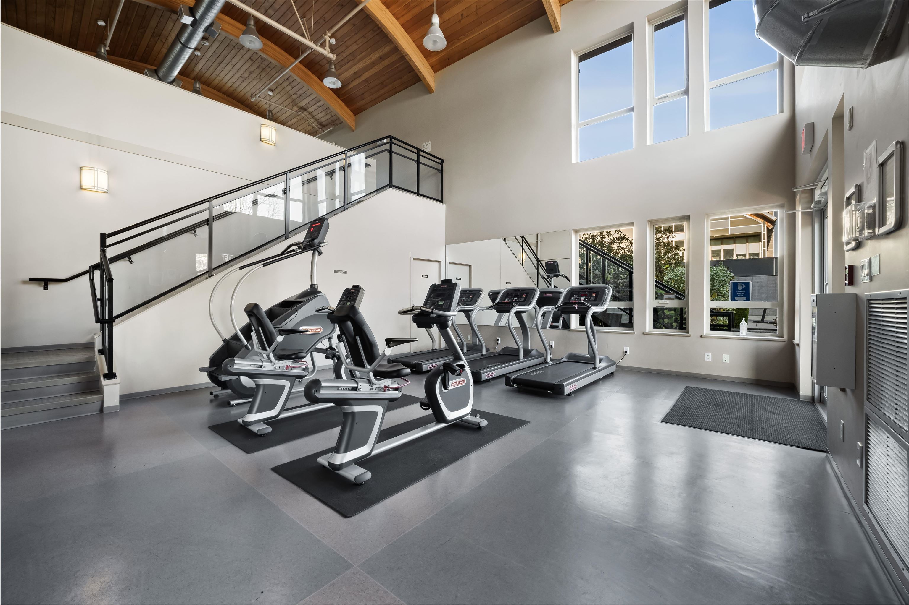 672 4099 STOLBERG STREET Unit: 672