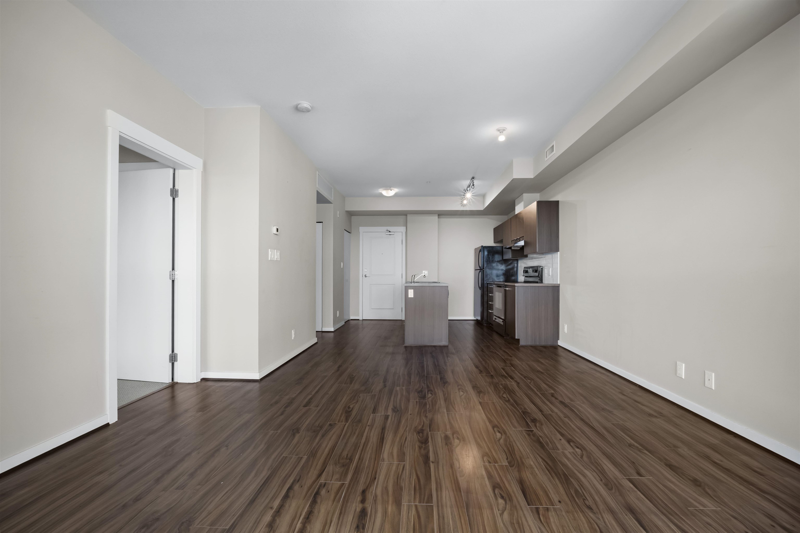 672 4099 STOLBERG STREET Unit: 672