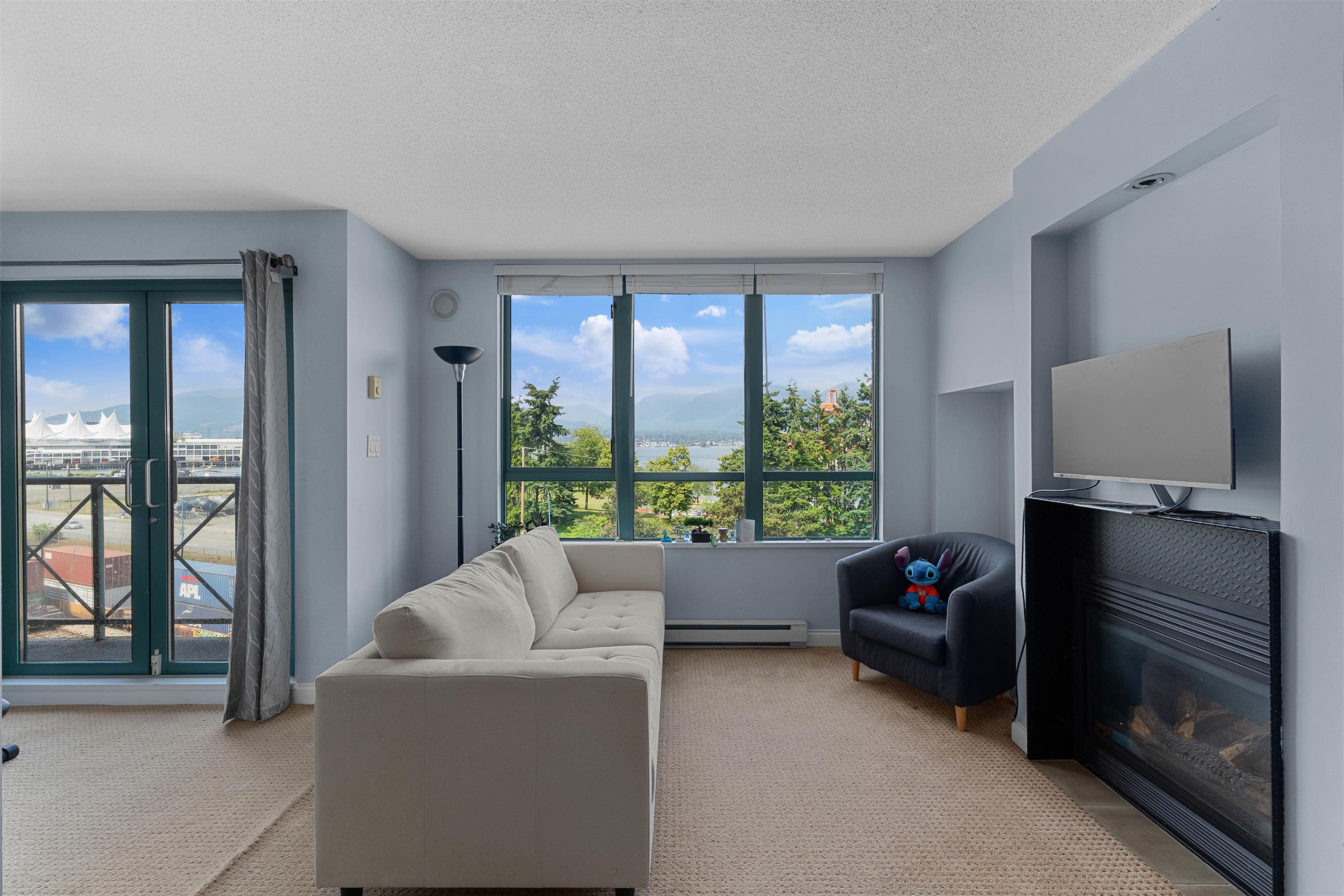 604 55 ALEXANDER STREET Unit: 604