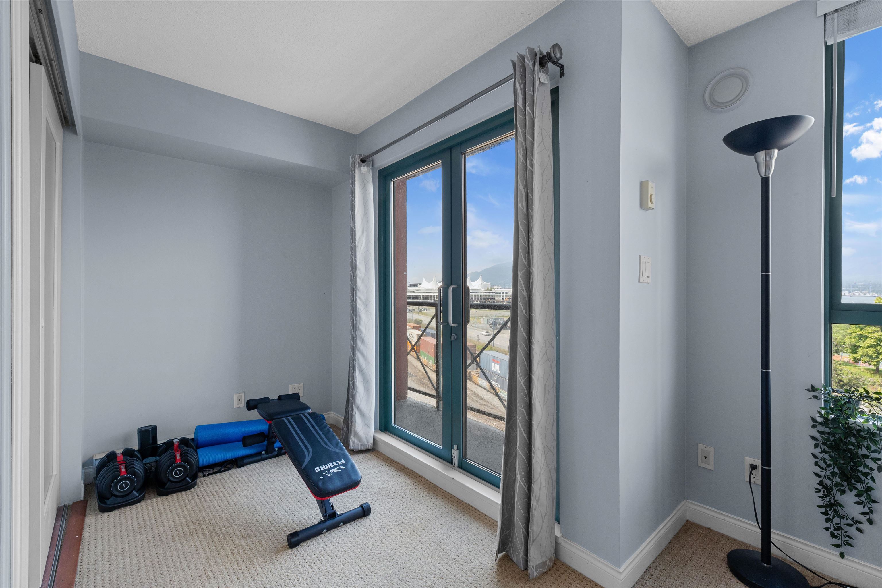 604 55 ALEXANDER STREET Unit: 604