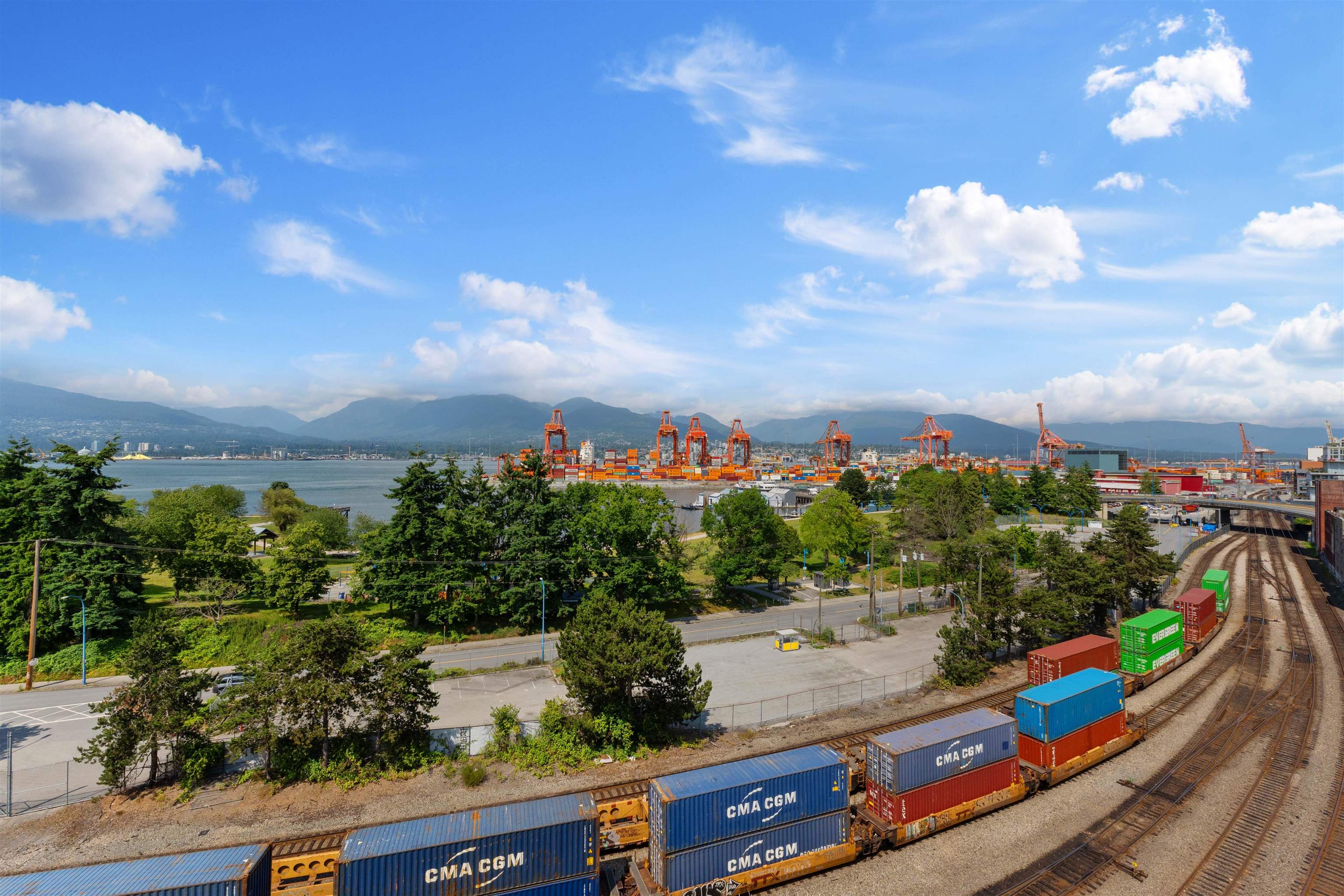 604 55 ALEXANDER STREET Unit: 604