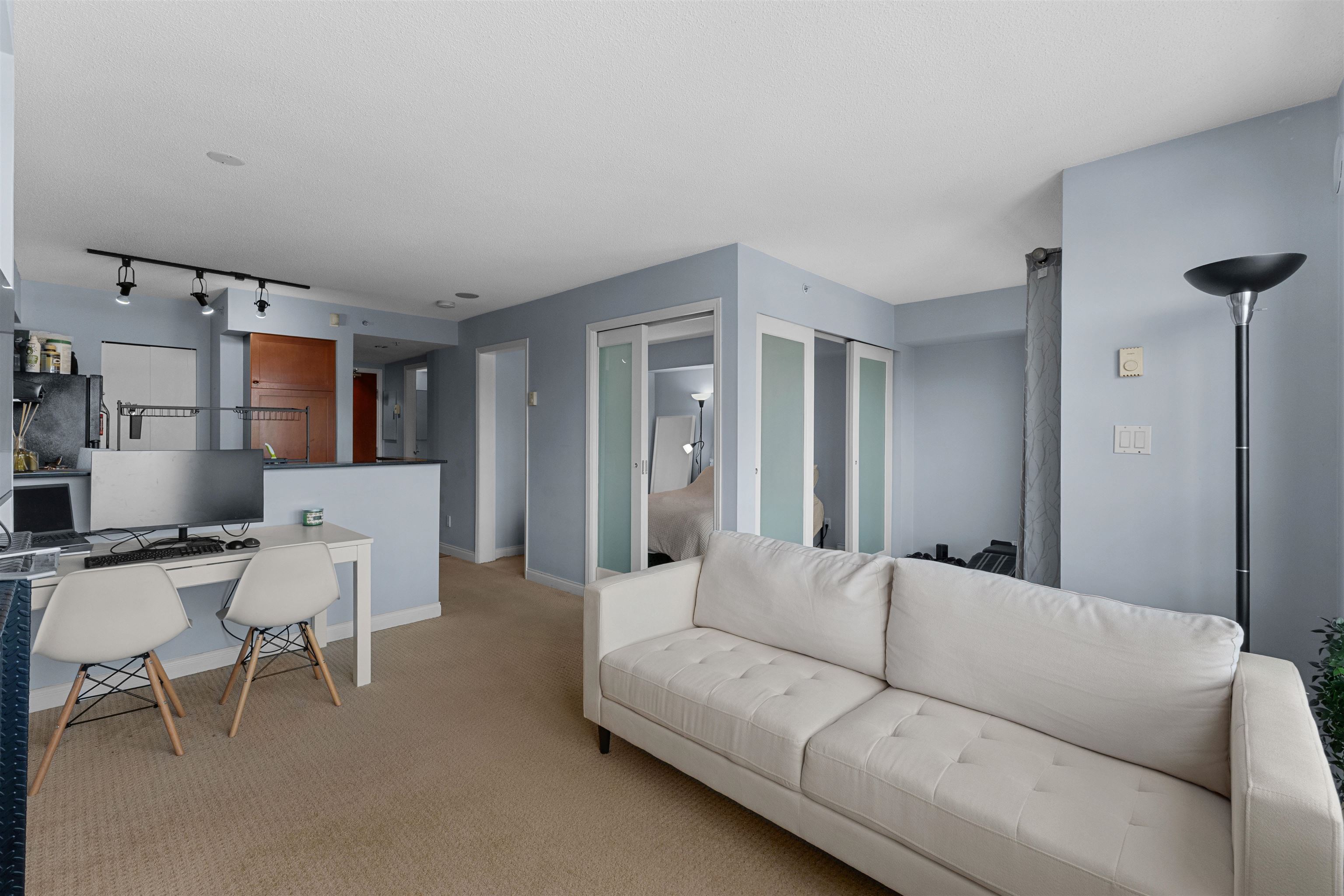 604 55 ALEXANDER STREET Unit: 604