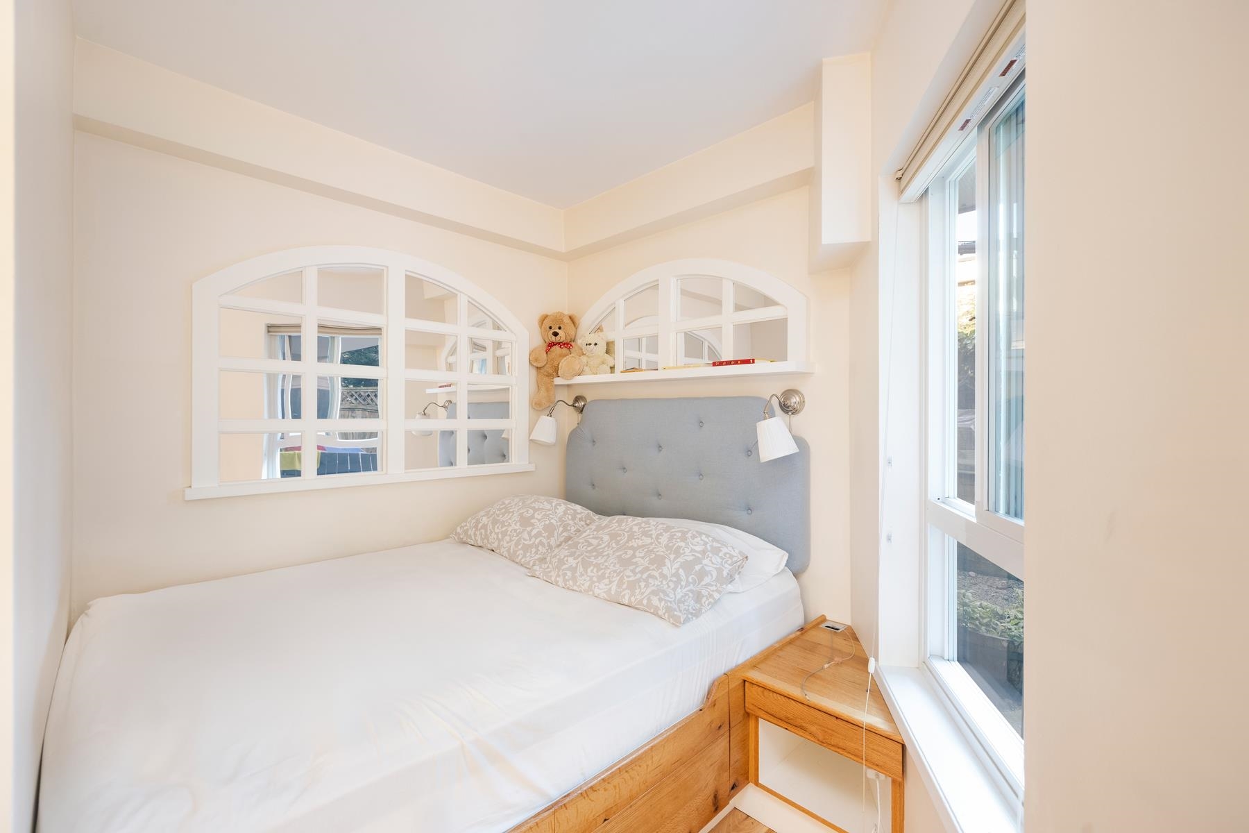 112 825 E 7TH AVENUE Unit: 112