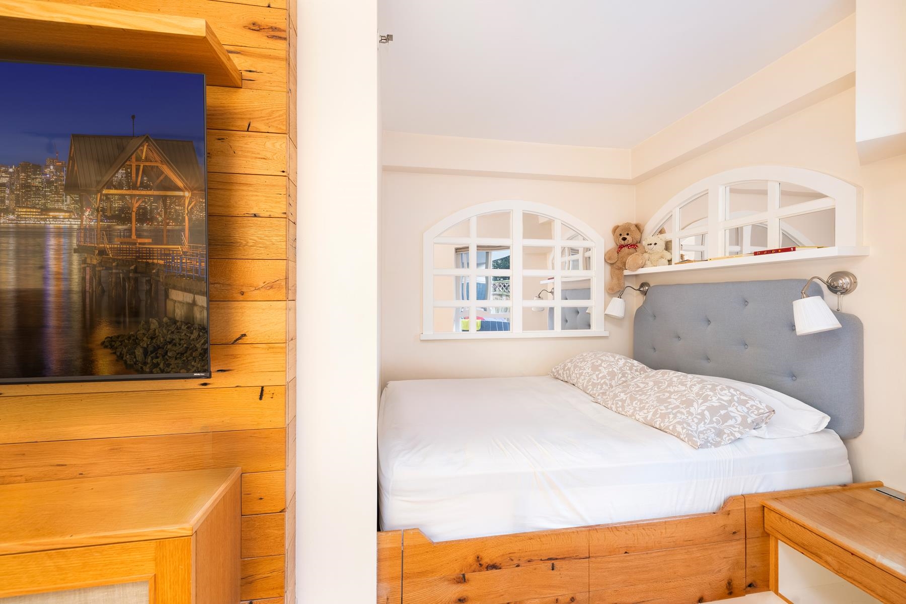 112 825 E 7TH AVENUE Unit: 112