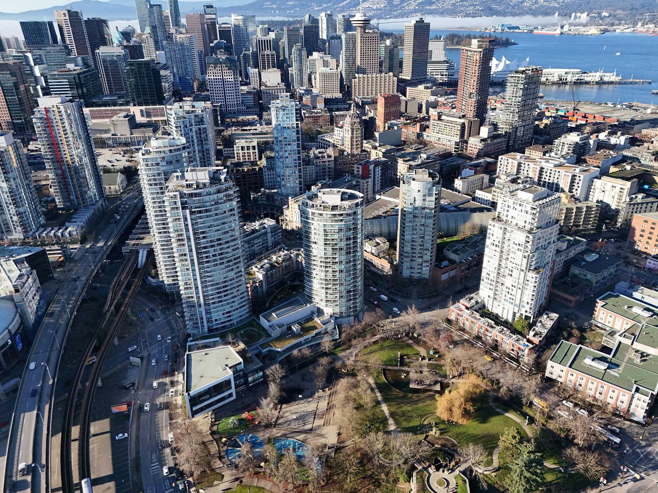 802 58 KEEFER PLACE Unit: 802