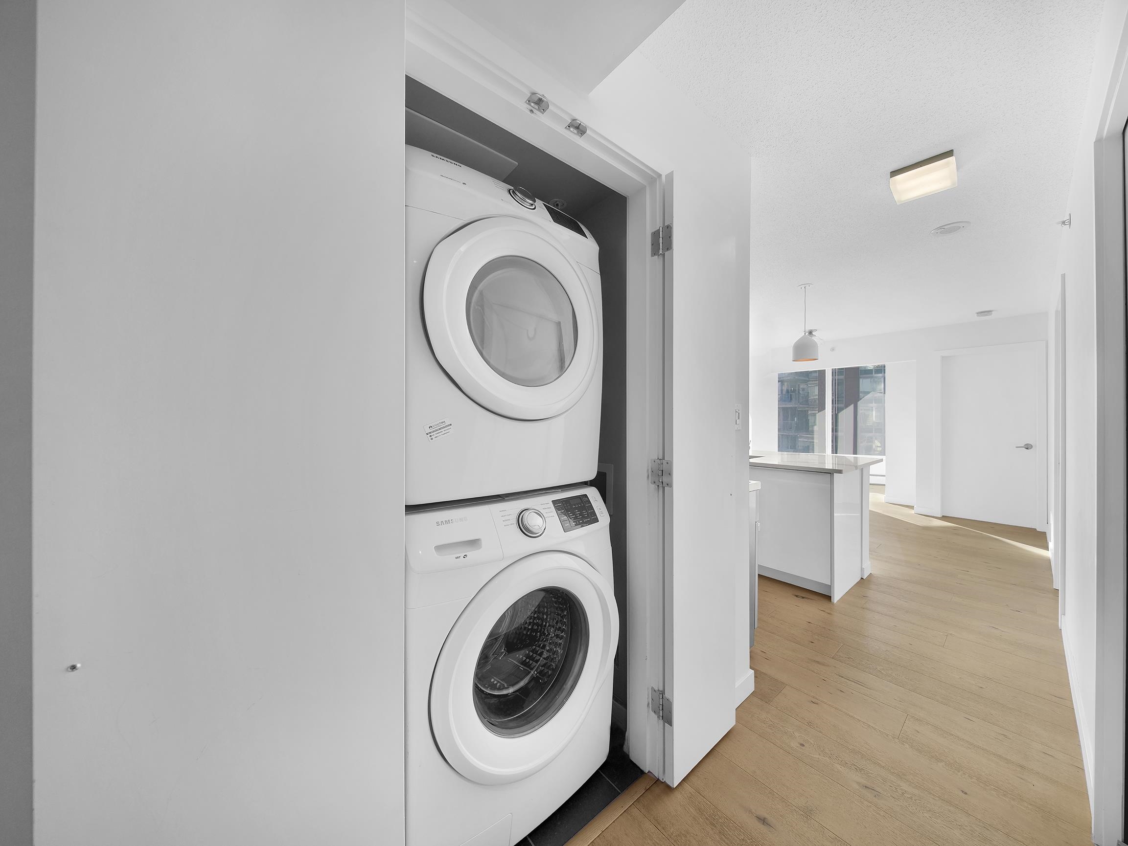 802 58 KEEFER PLACE Unit: 802