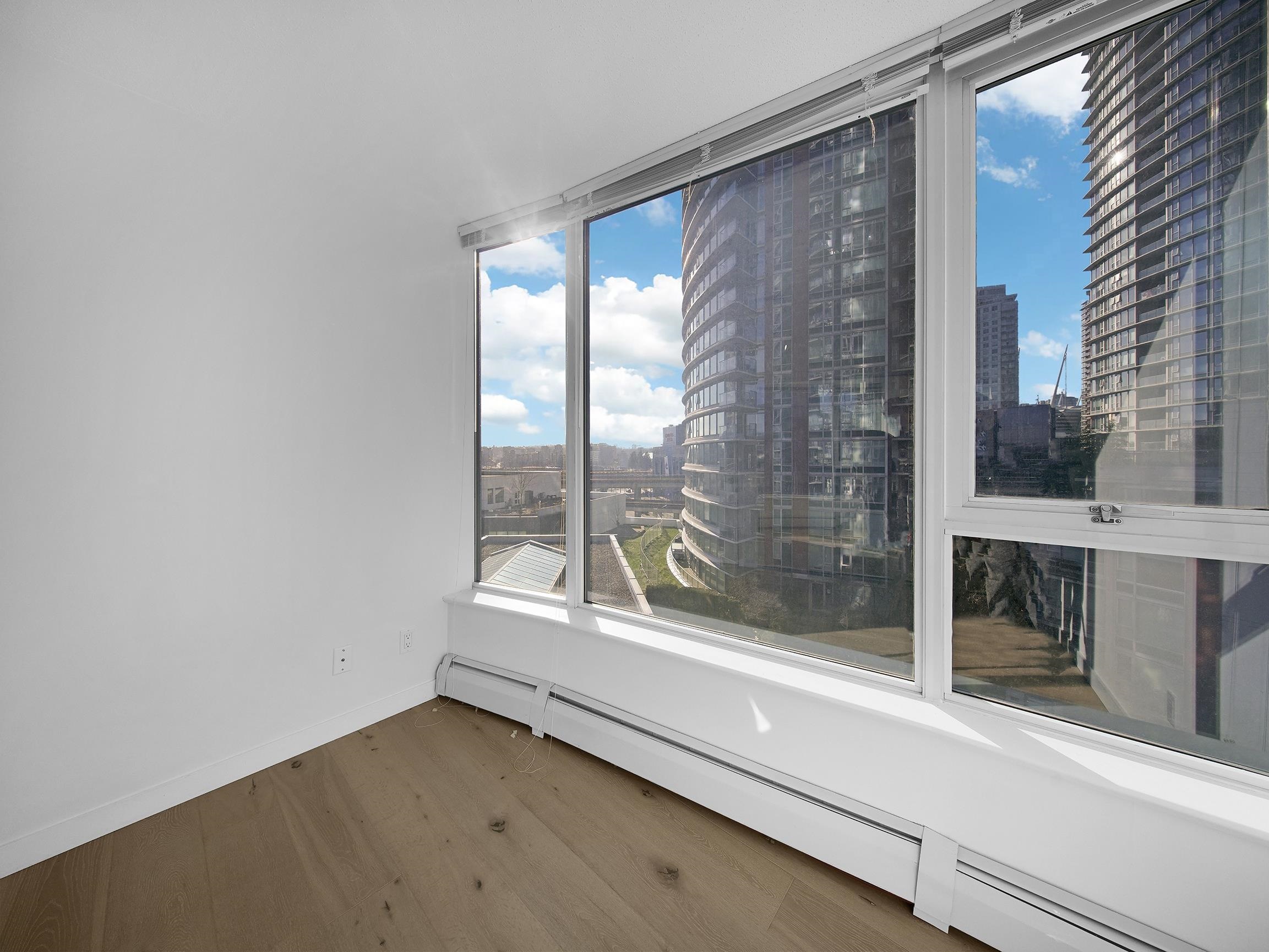 802 58 KEEFER PLACE Unit: 802