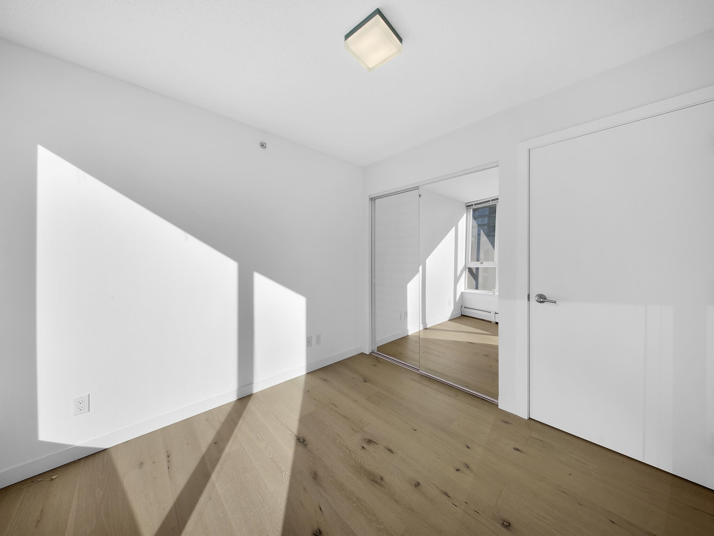 802 58 KEEFER PLACE Unit: 802