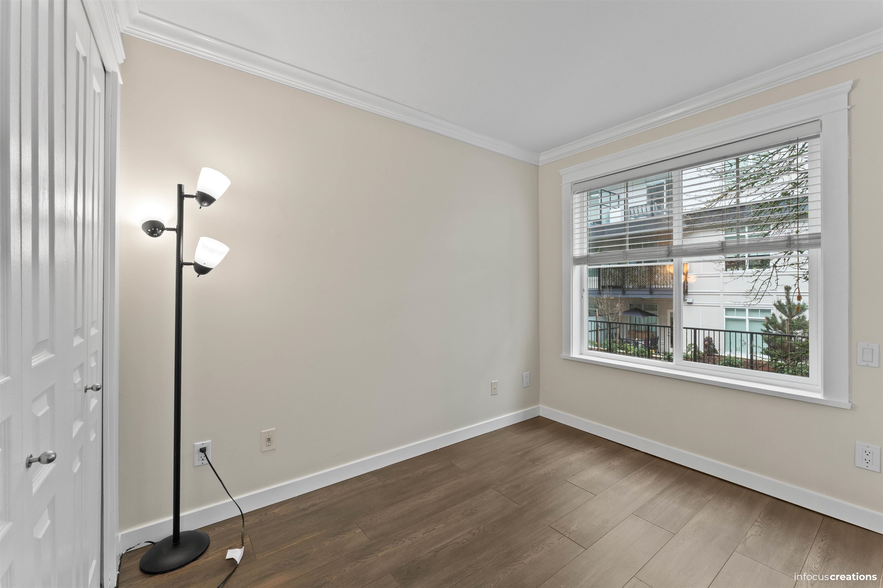 219 20200 56 AVENUE Unit: 219