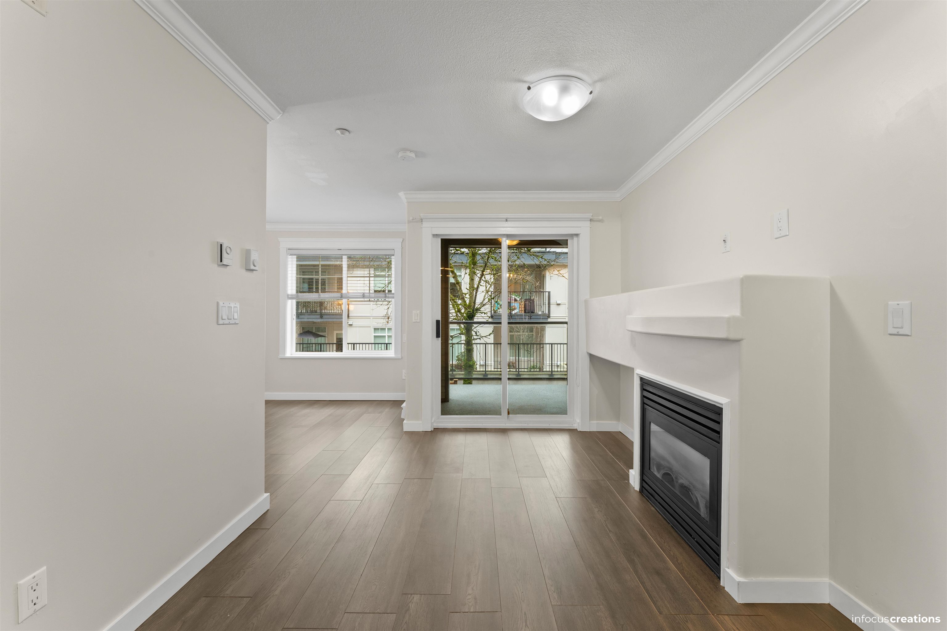 219 20200 56 AVENUE Unit: 219