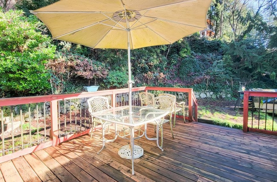 4670 WILLOW CREEK ROAD