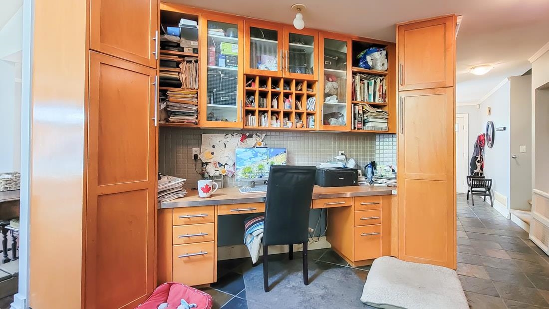 4670 WILLOW CREEK ROAD