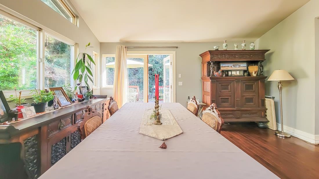 4670 WILLOW CREEK ROAD