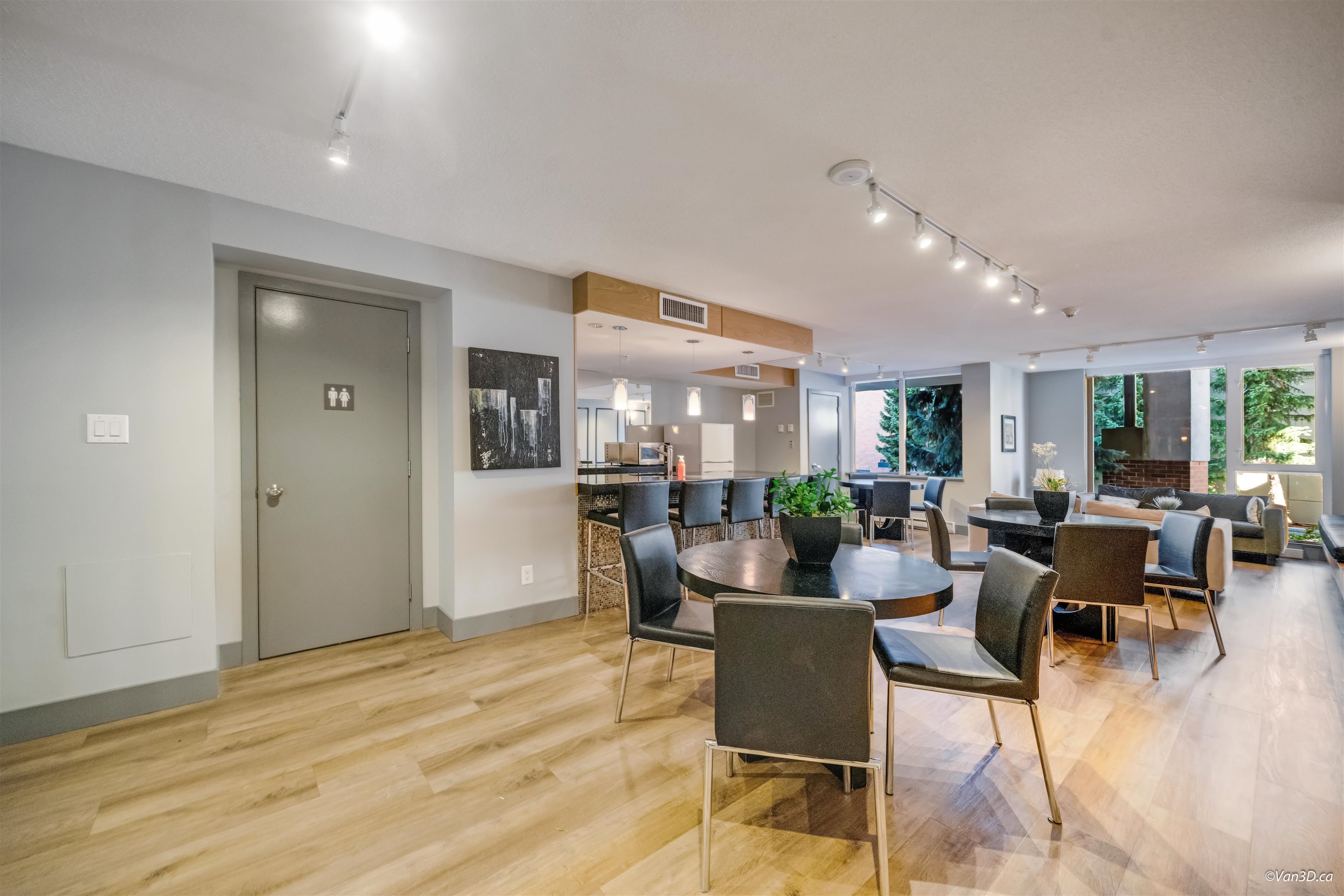 2201 9868 CAMERON STREET Unit: 2201
