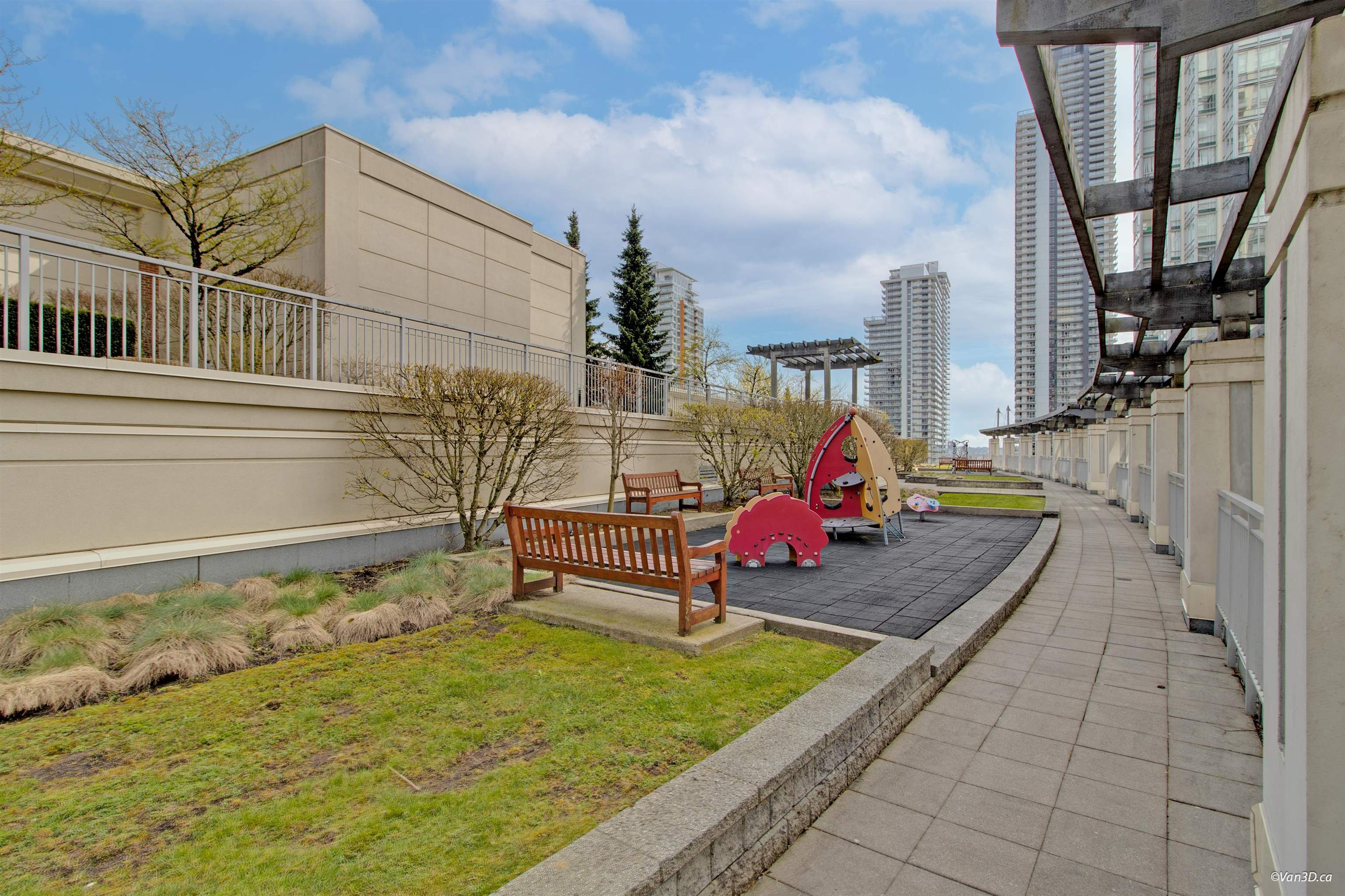 2201 9868 CAMERON STREET Unit: 2201