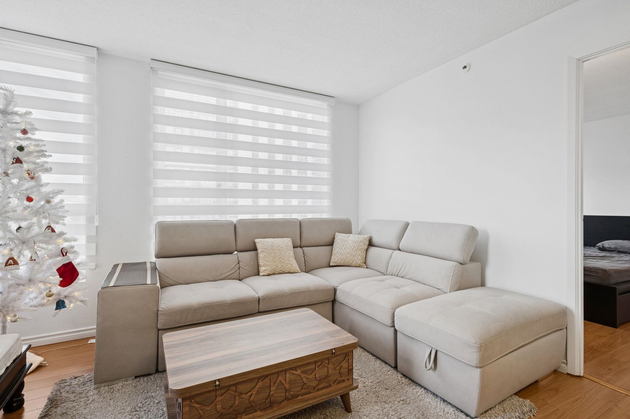 1402 828 AGNES STREET Unit: 1402