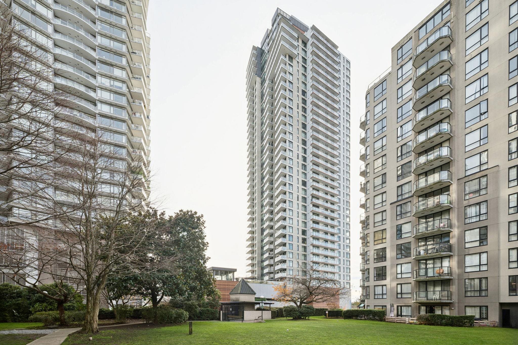 1402 828 AGNES STREET Unit: 1402