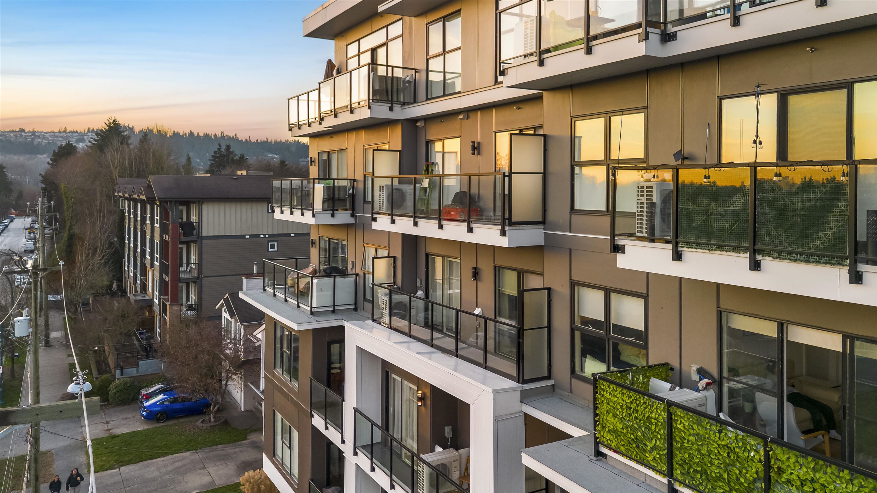 404 2331 KELLY AVENUE Unit: 404