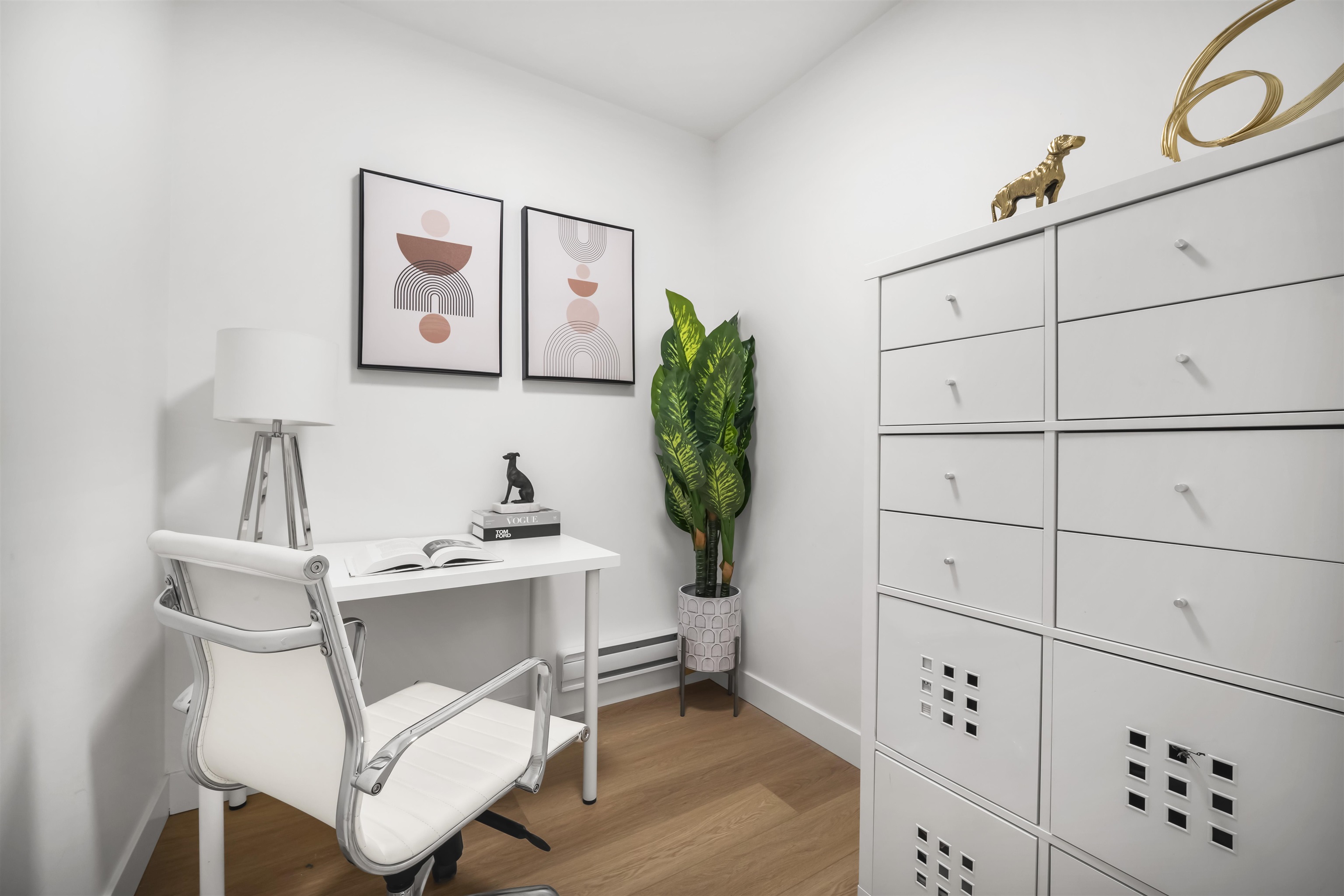 404 2331 KELLY AVENUE Unit: 404