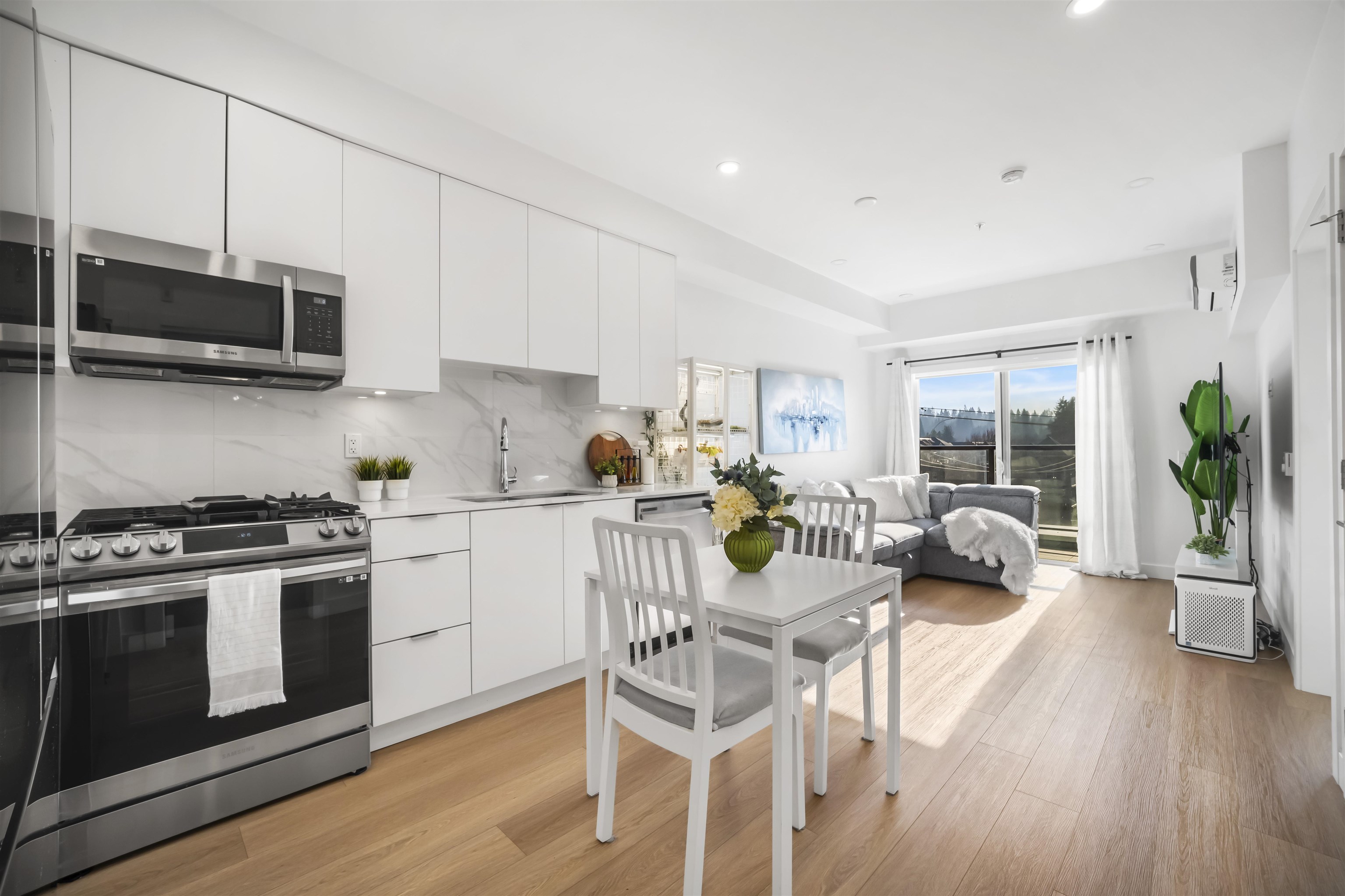 404 2331 KELLY AVENUE Unit: 404