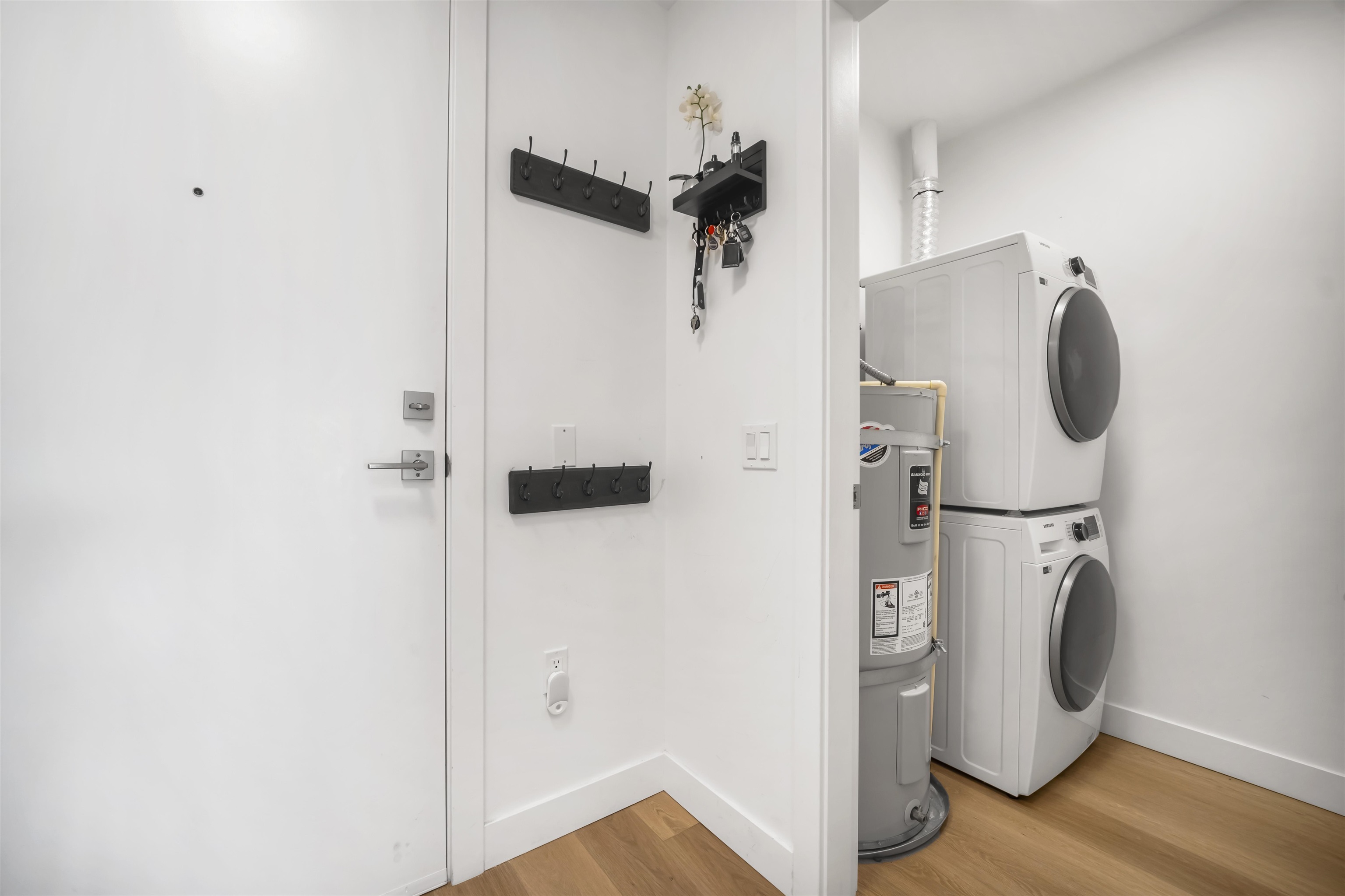 404 2331 KELLY AVENUE Unit: 404