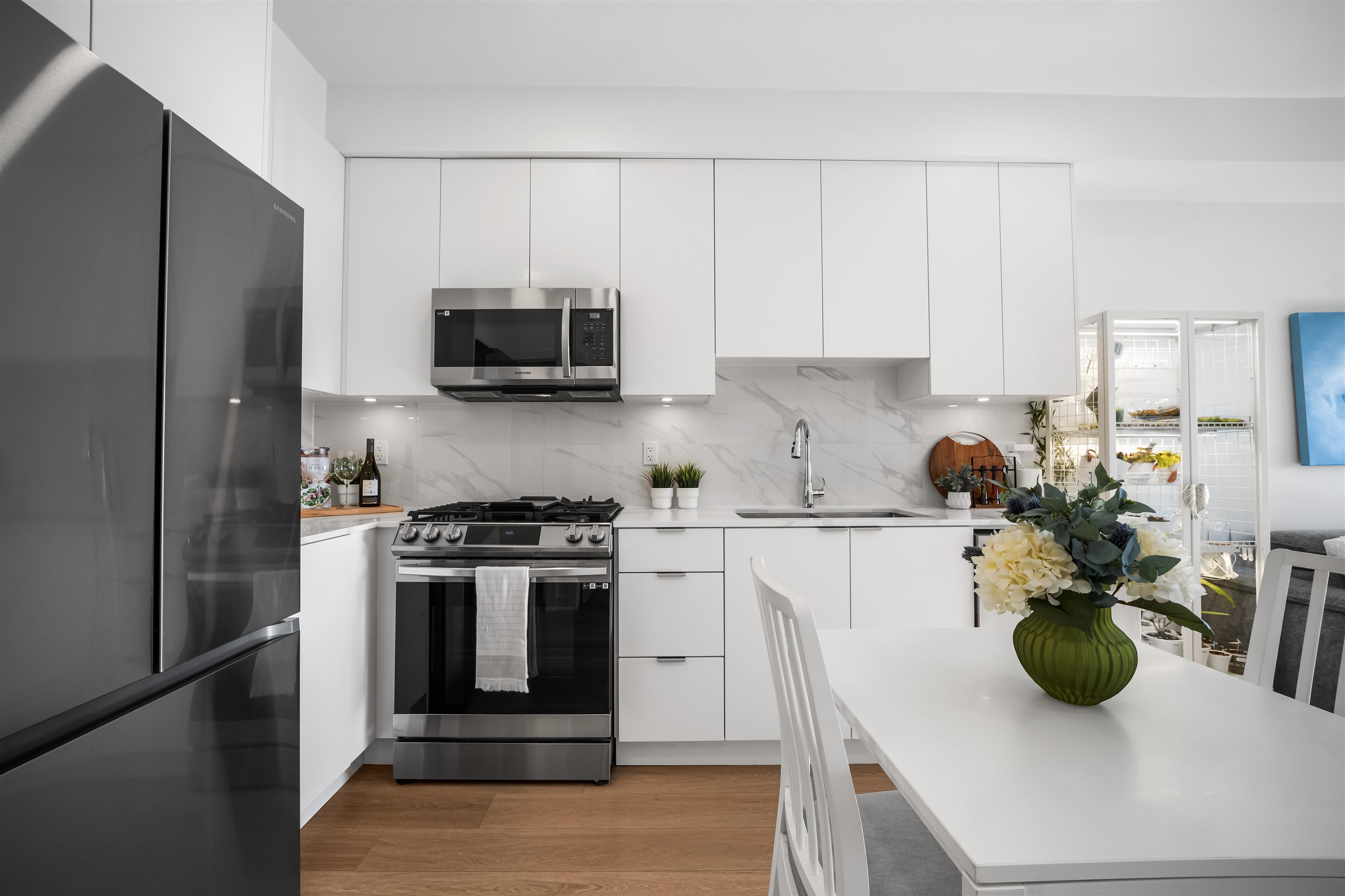 404 2331 KELLY AVENUE Unit: 404