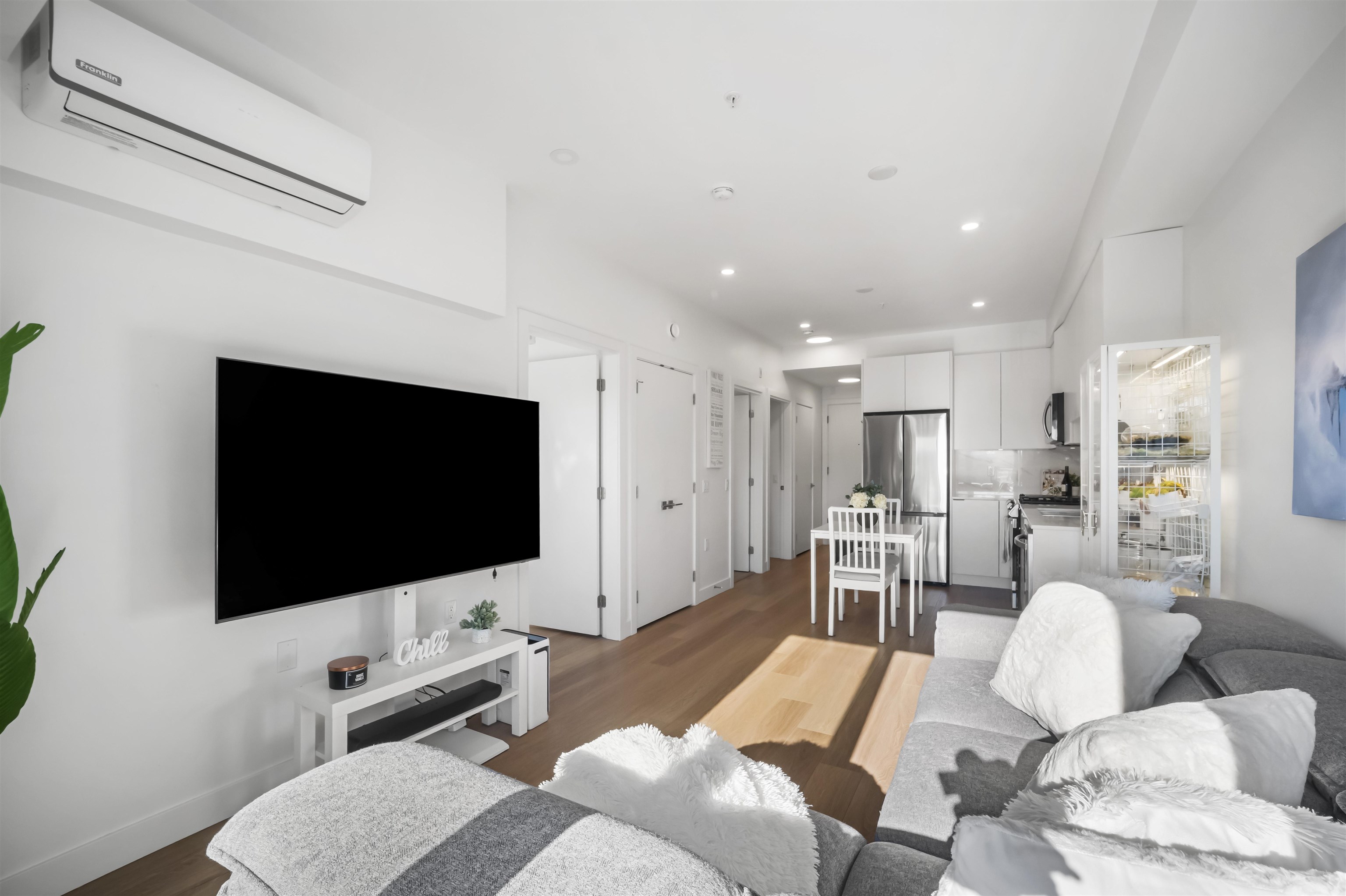 404 2331 KELLY AVENUE Unit: 404