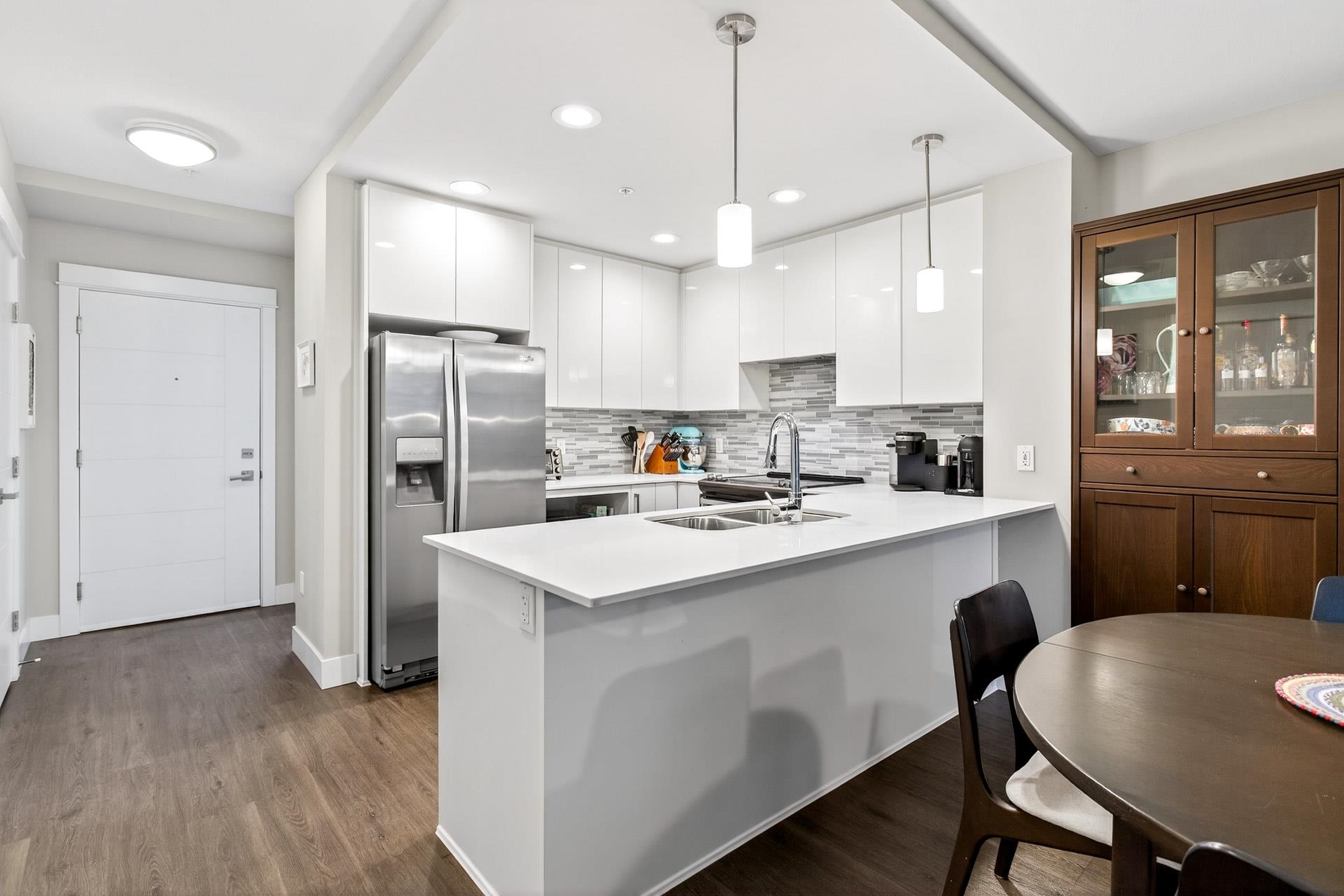 103 2465 WILSON AVENUE Unit: 103