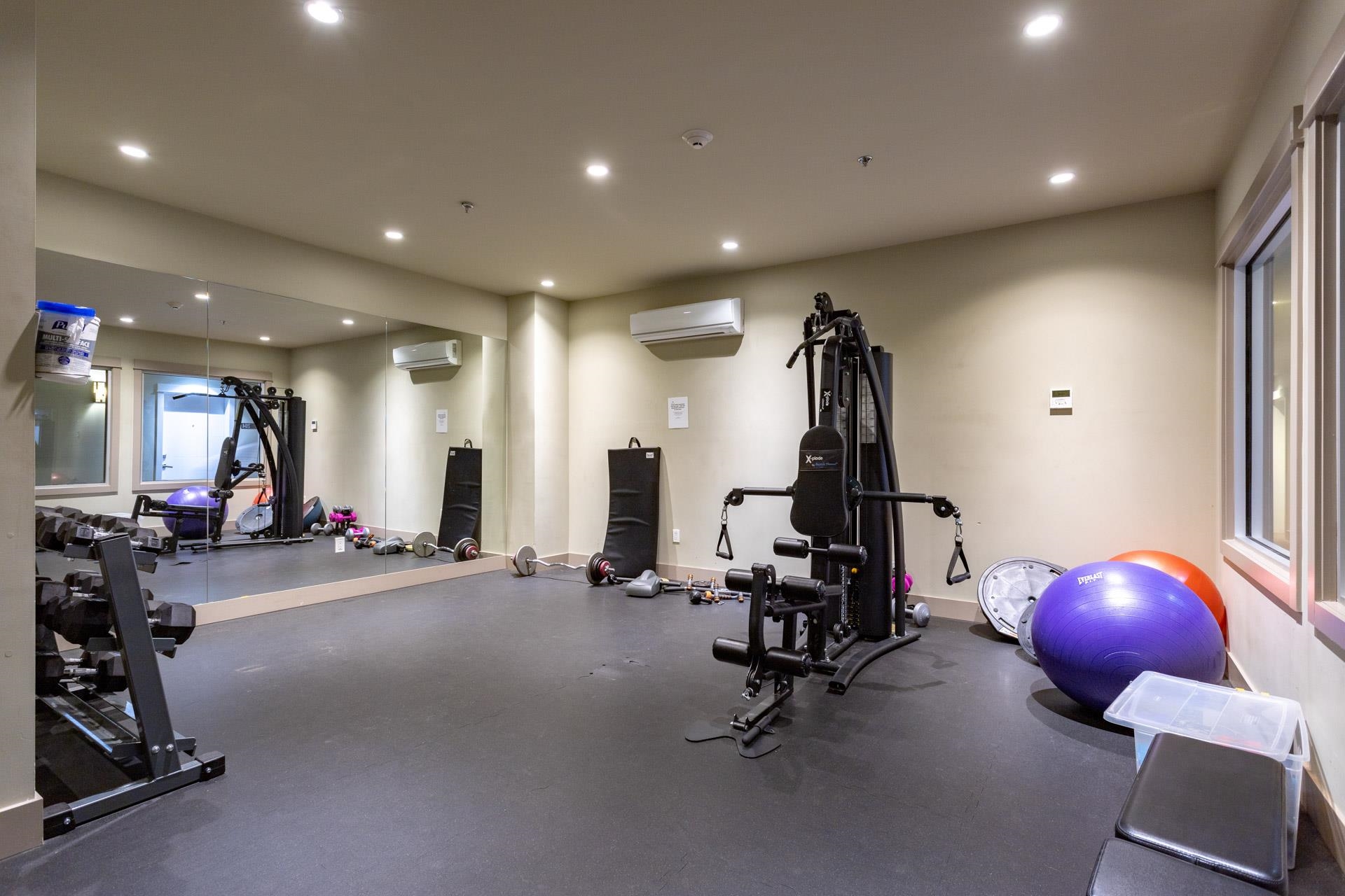 103 2465 WILSON AVENUE Unit: 103