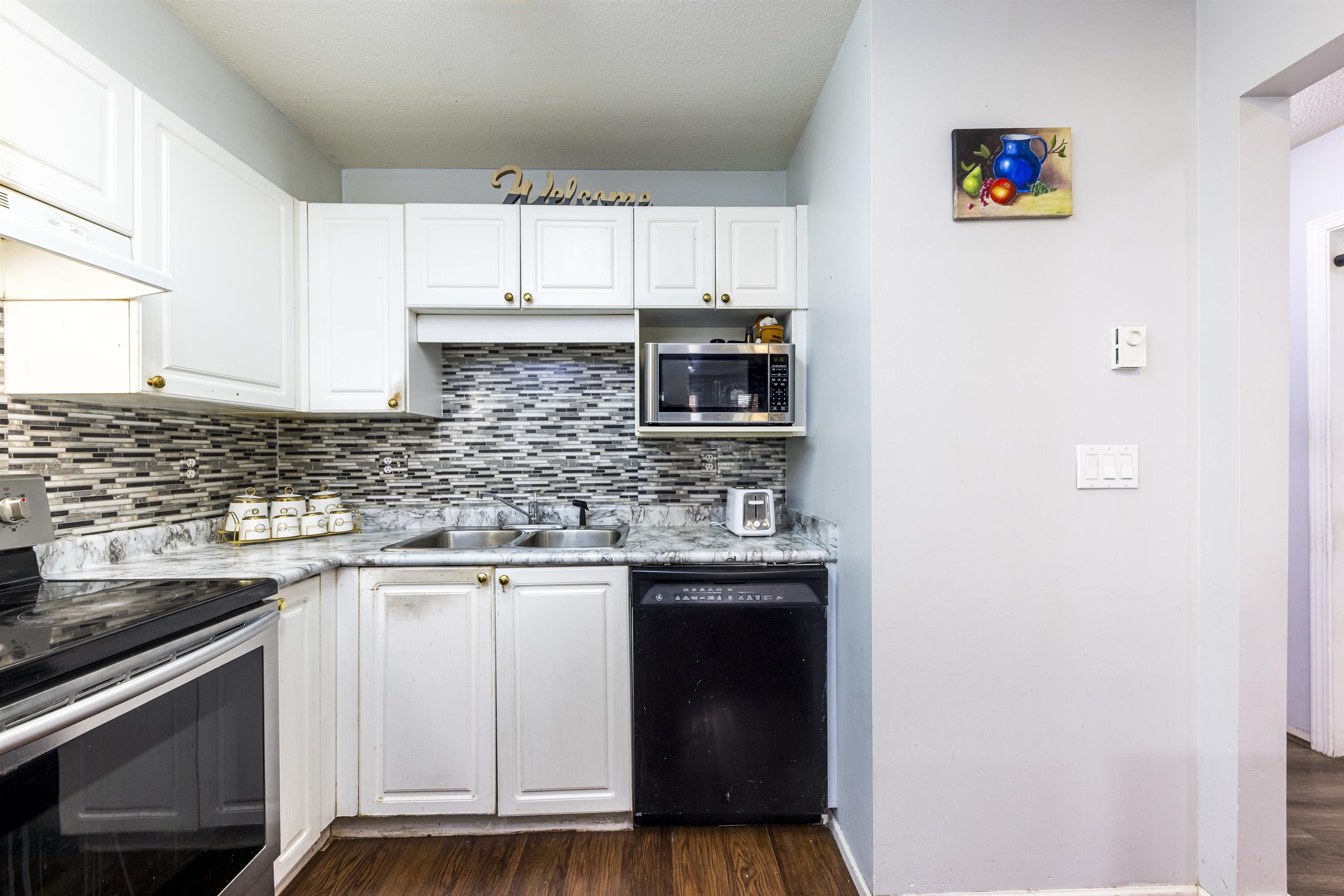 118 8068 120A STREET Unit: 118