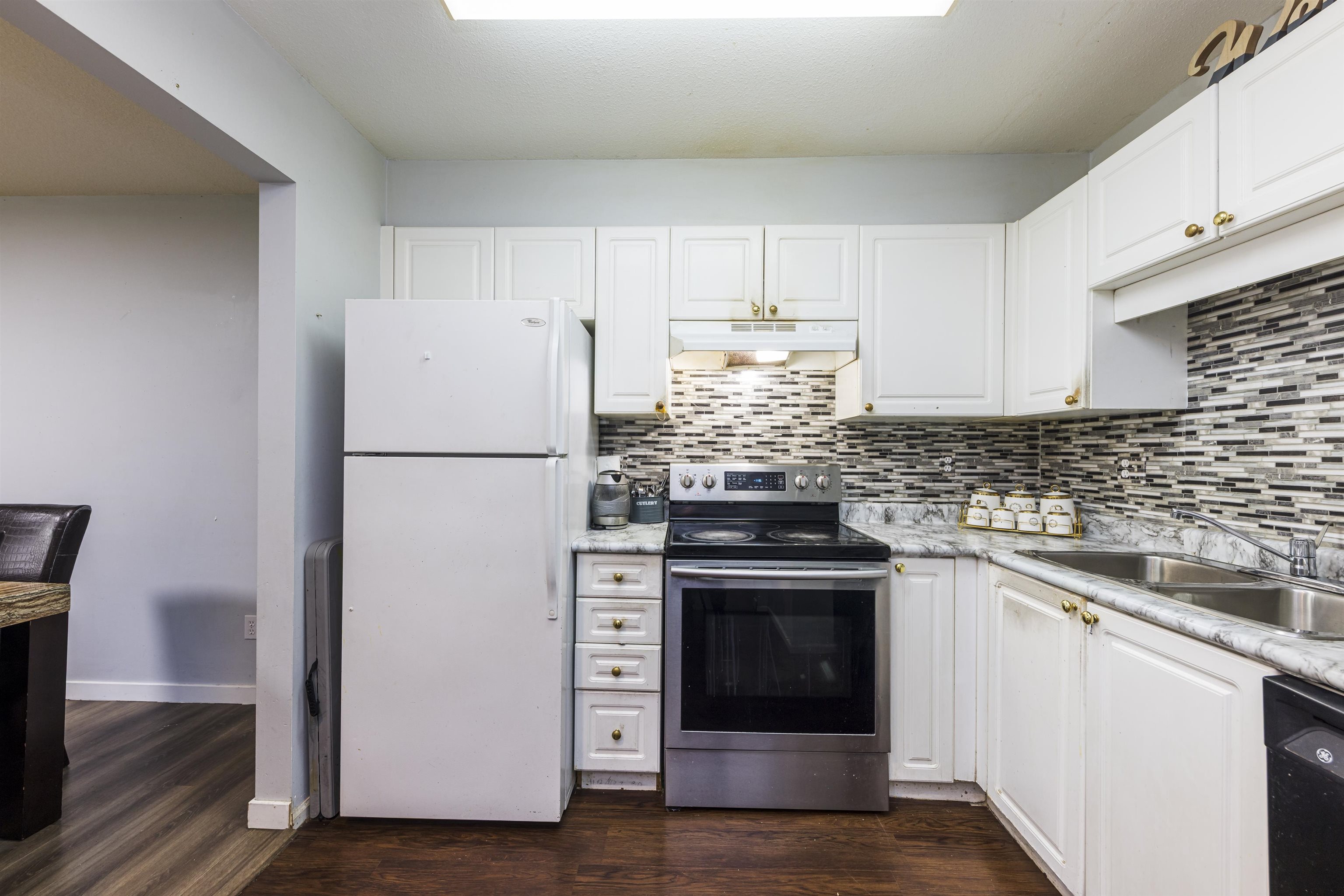 118 8068 120A STREET Unit: 118