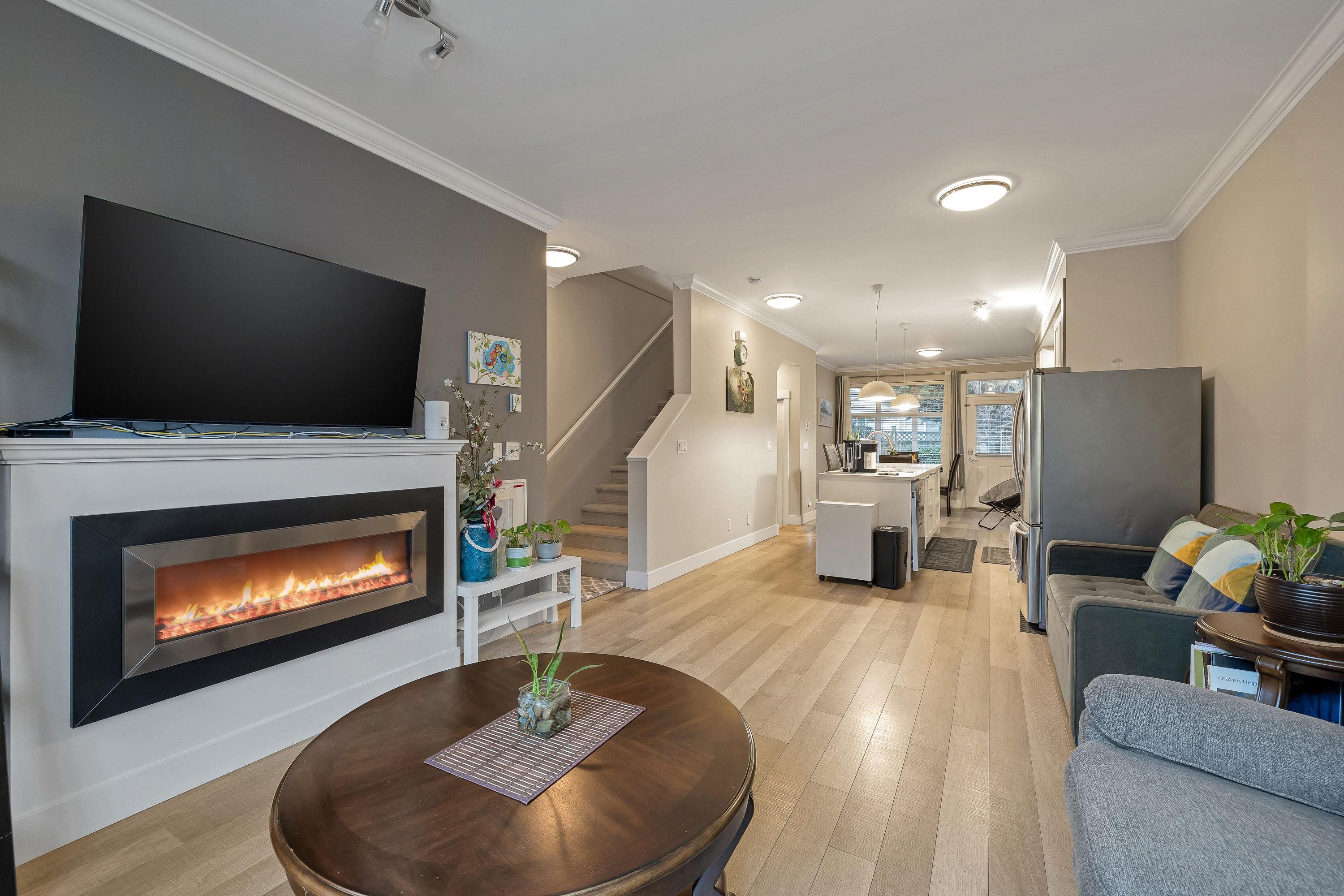 81 6350 142 STREET Unit: 81