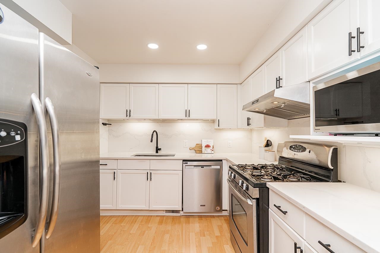 104 10538 153 STREET Unit: 104