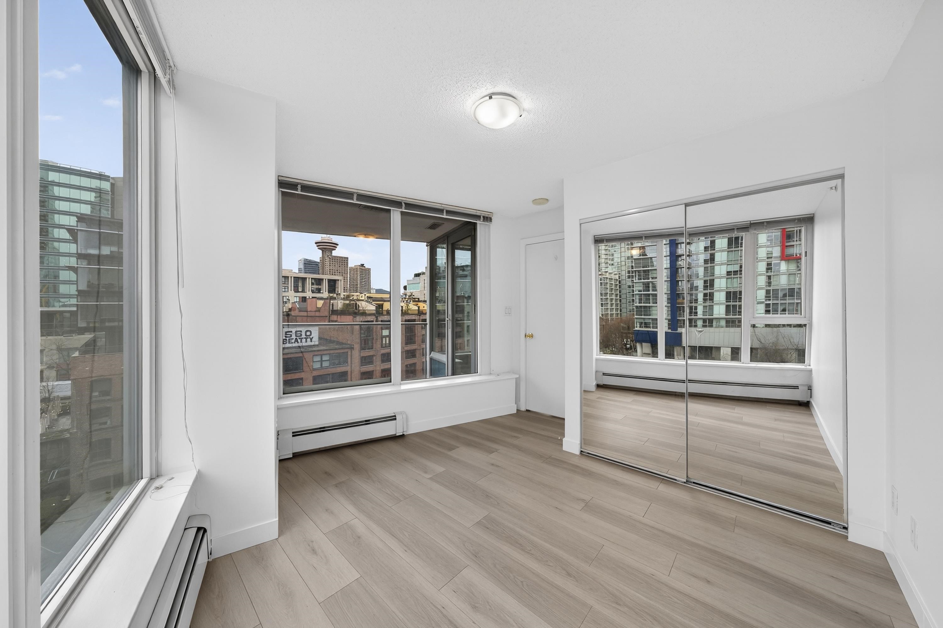 1102 188 KEEFER PLACE Unit: 1102