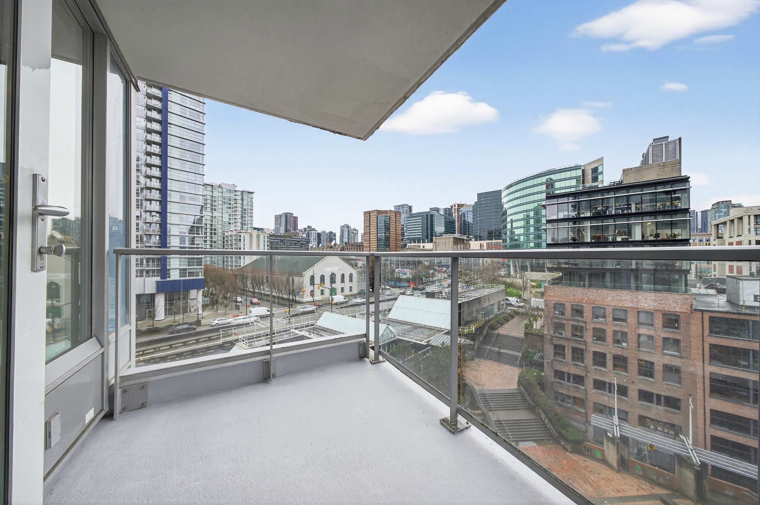 1102 188 KEEFER PLACE Unit: 1102