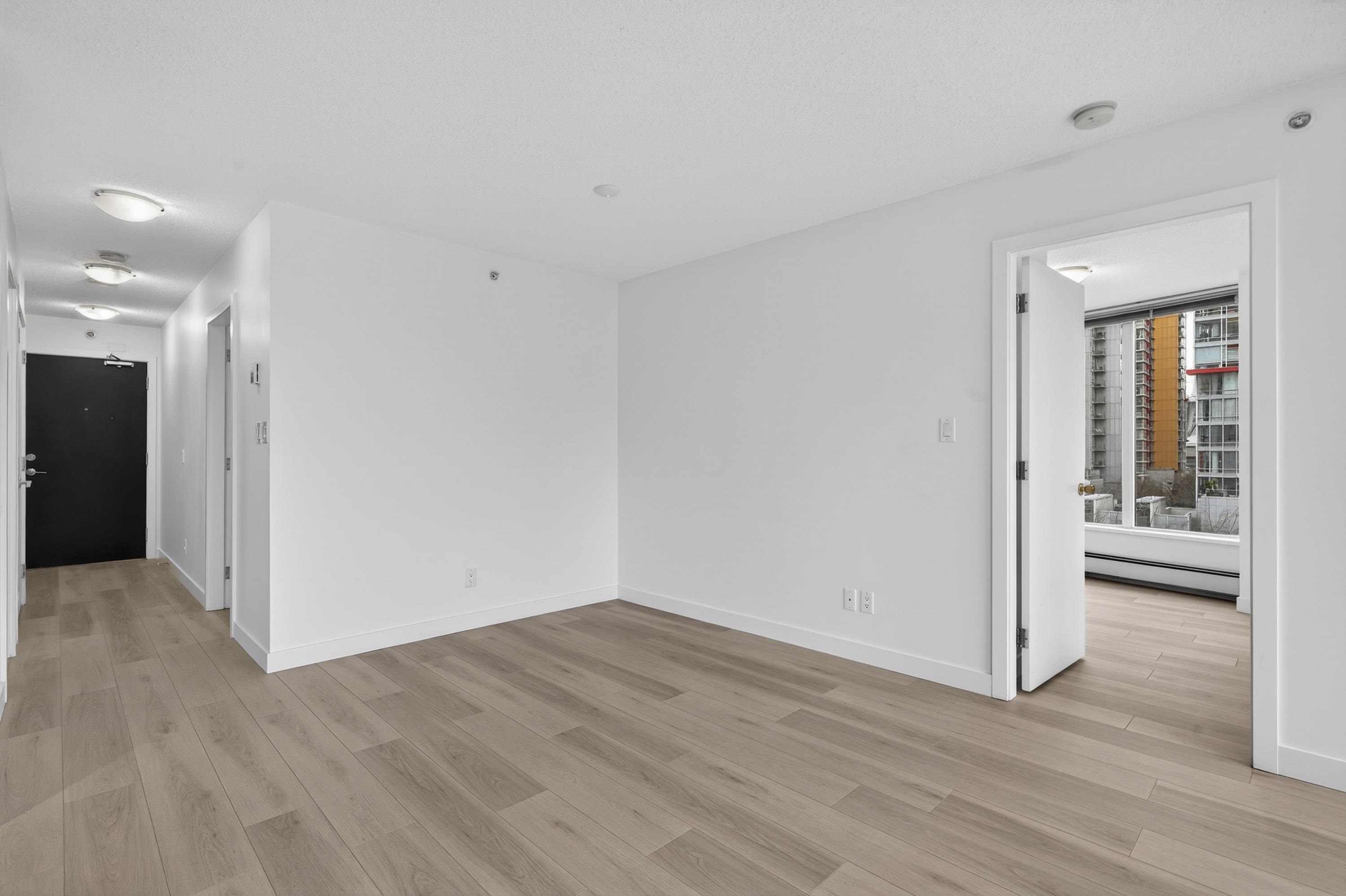 1102 188 KEEFER PLACE Unit: 1102