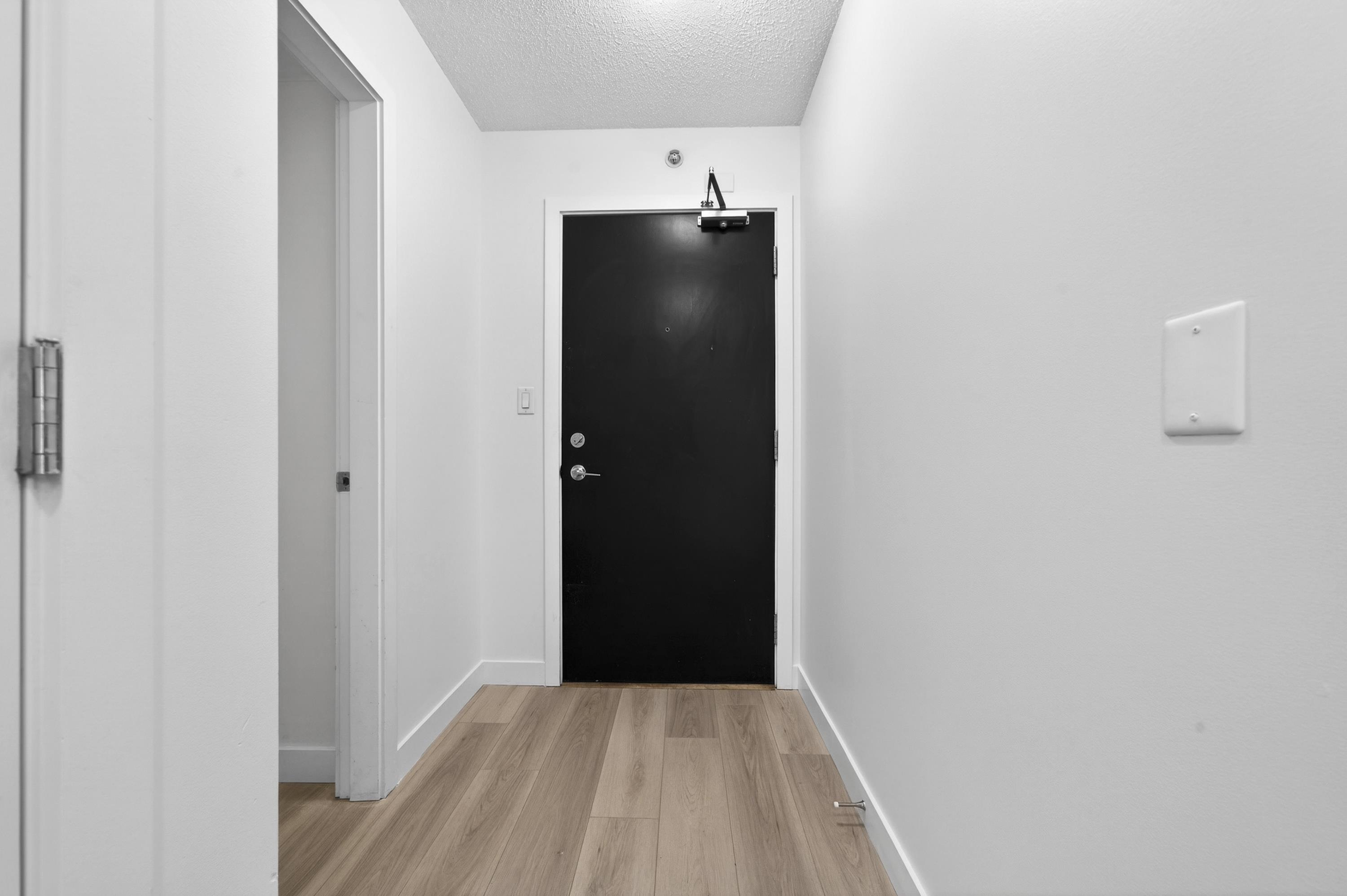 1102 188 KEEFER PLACE Unit: 1102