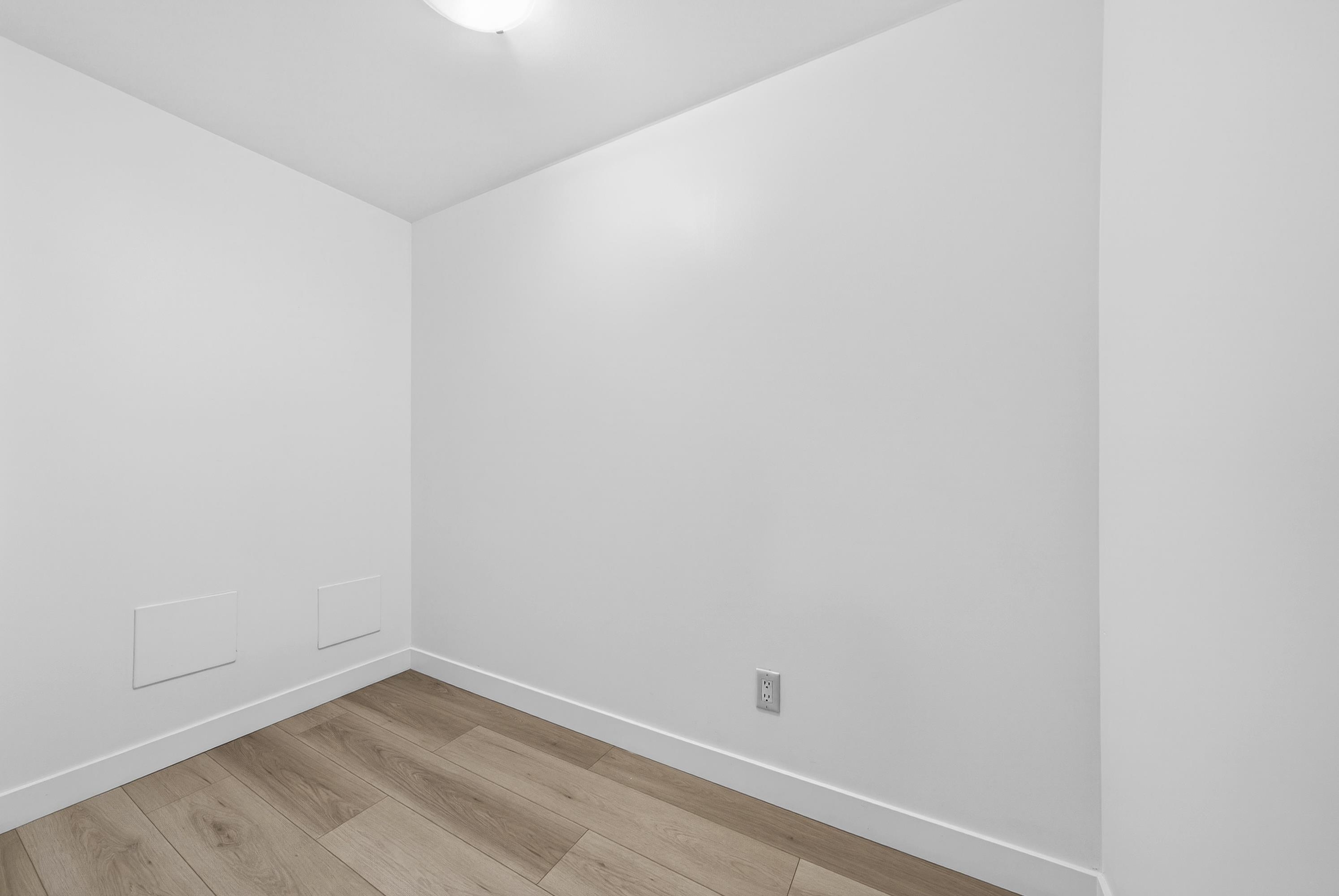 1102 188 KEEFER PLACE Unit: 1102