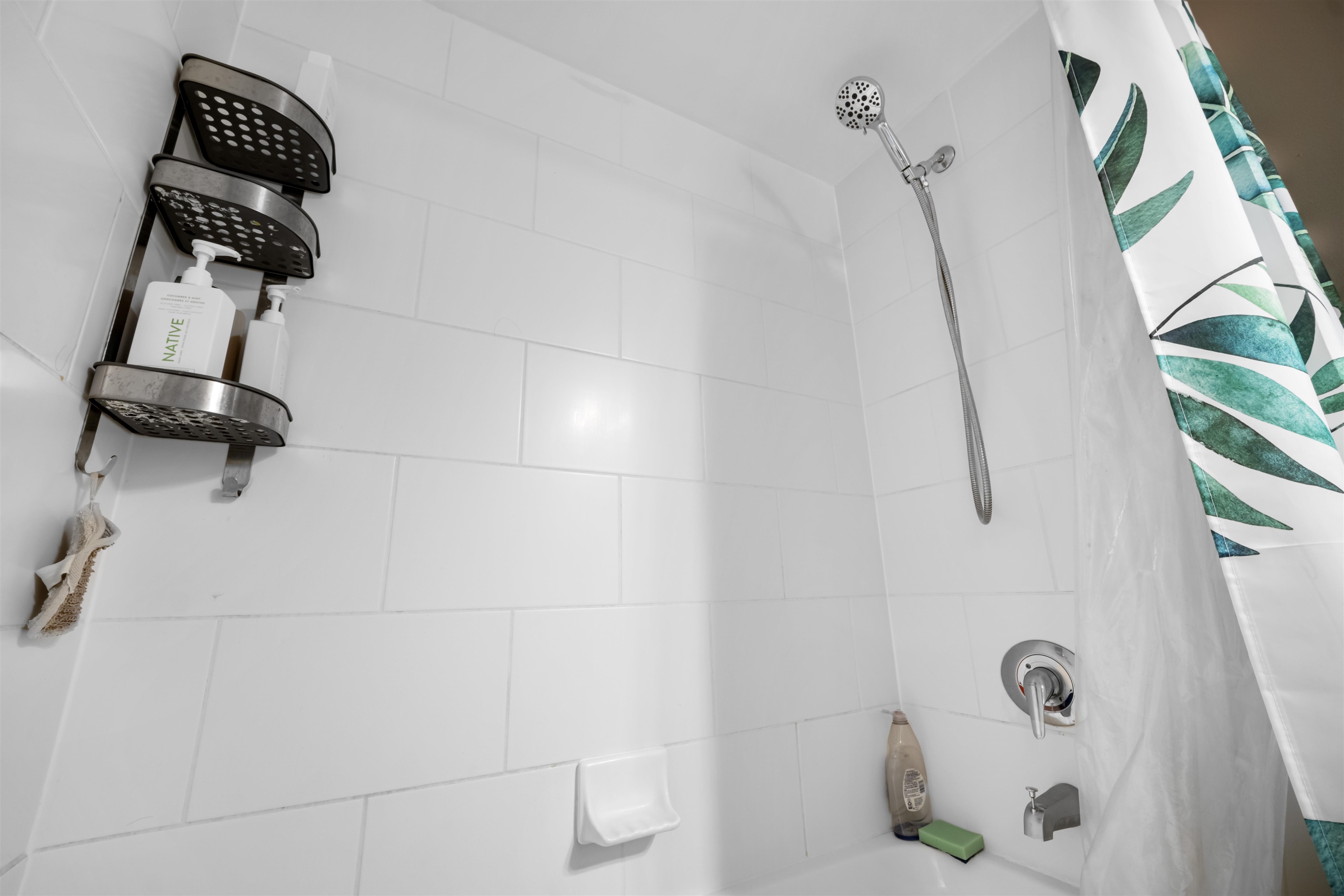 608 610 VICTORIA STREET Unit: 608