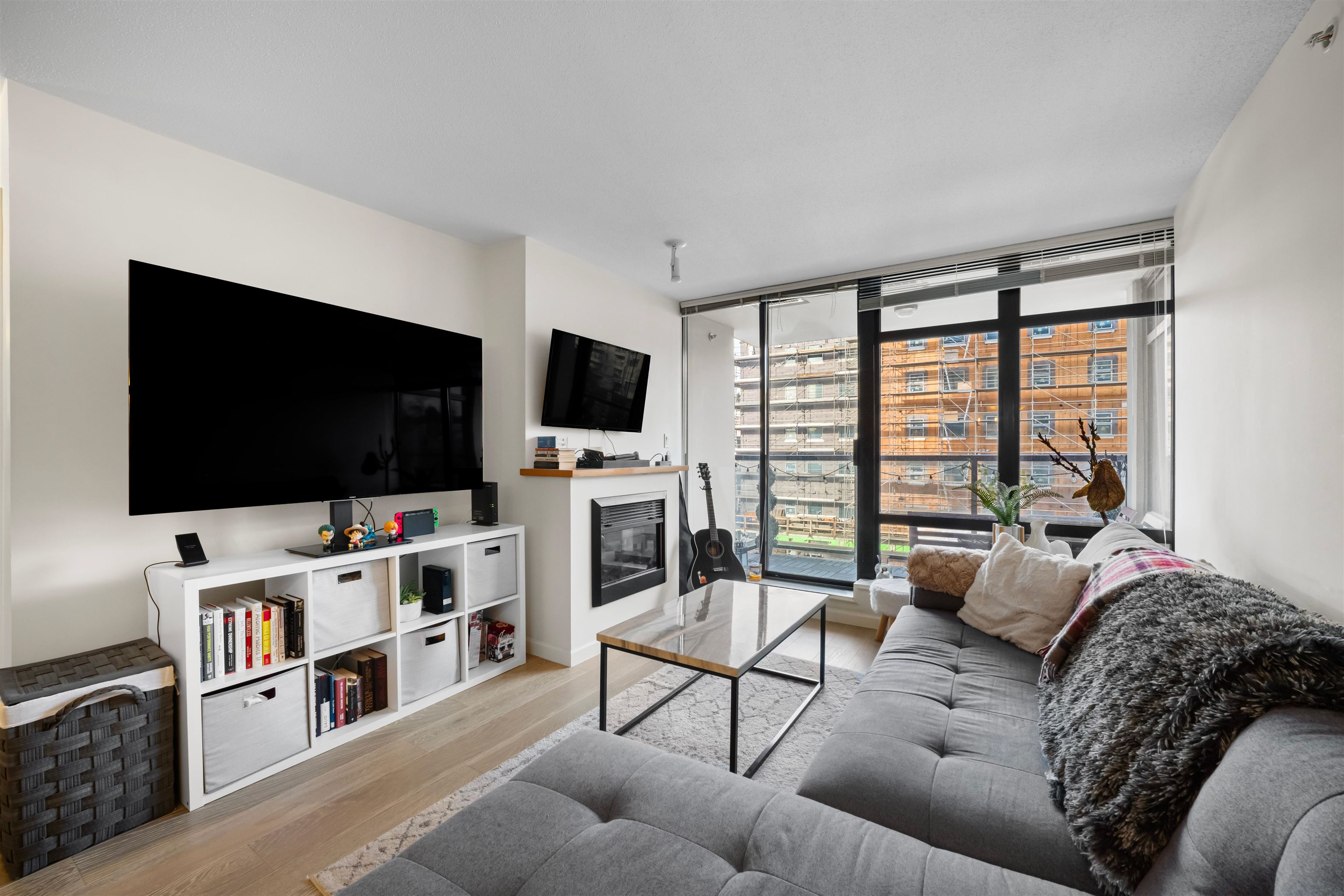 608 610 VICTORIA STREET Unit: 608