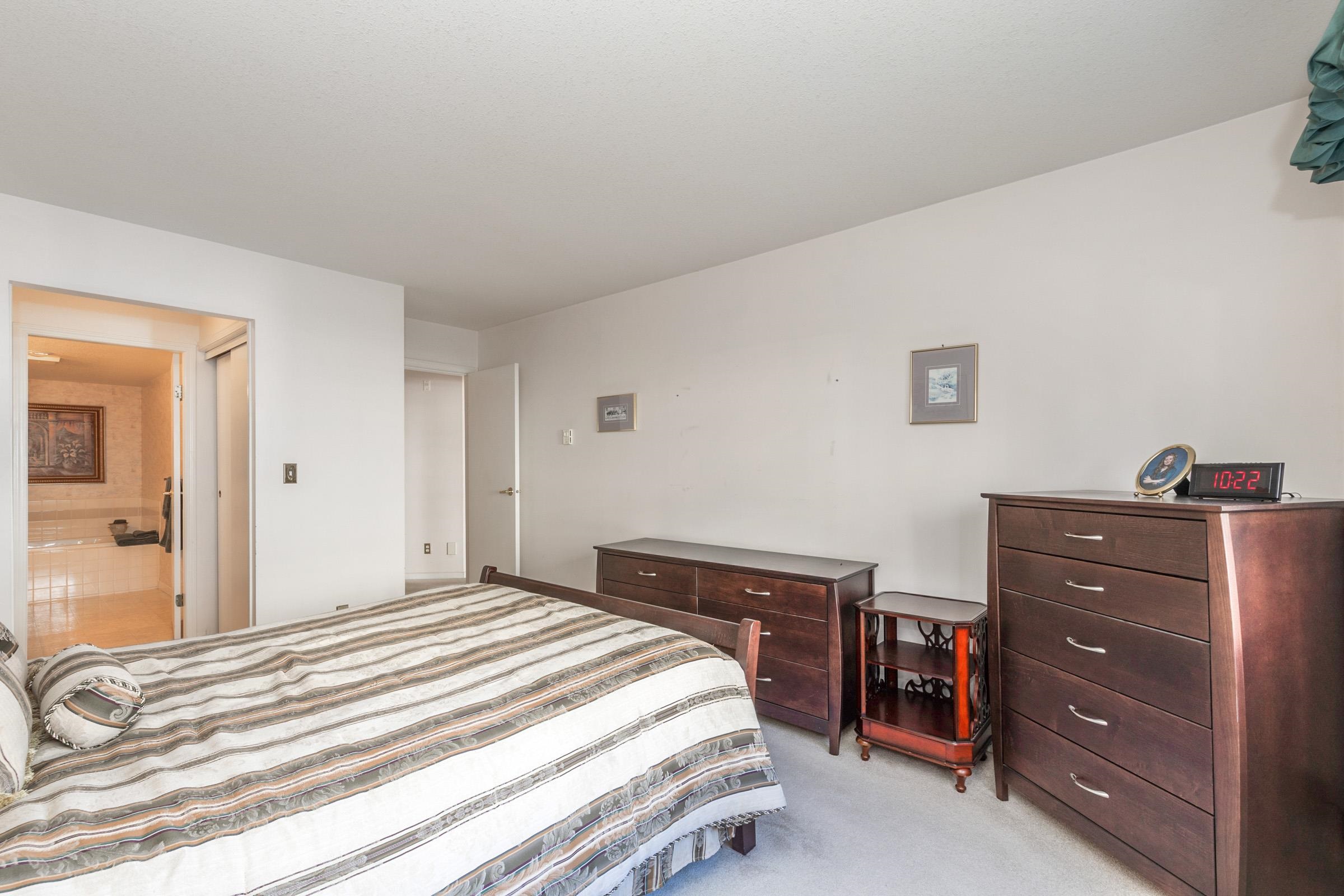 207 11601 227 STREET Unit: 207