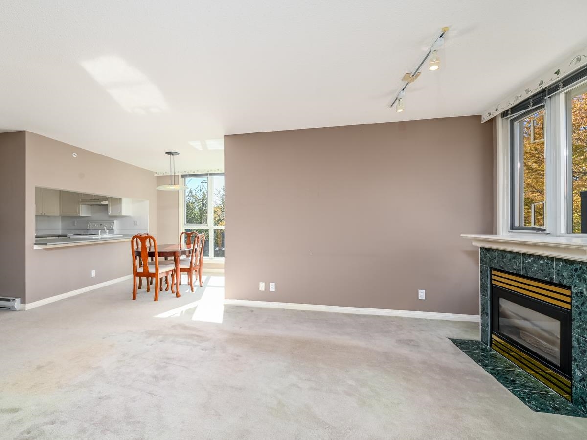 201 5860 DOVER CRESCENT Unit: 201