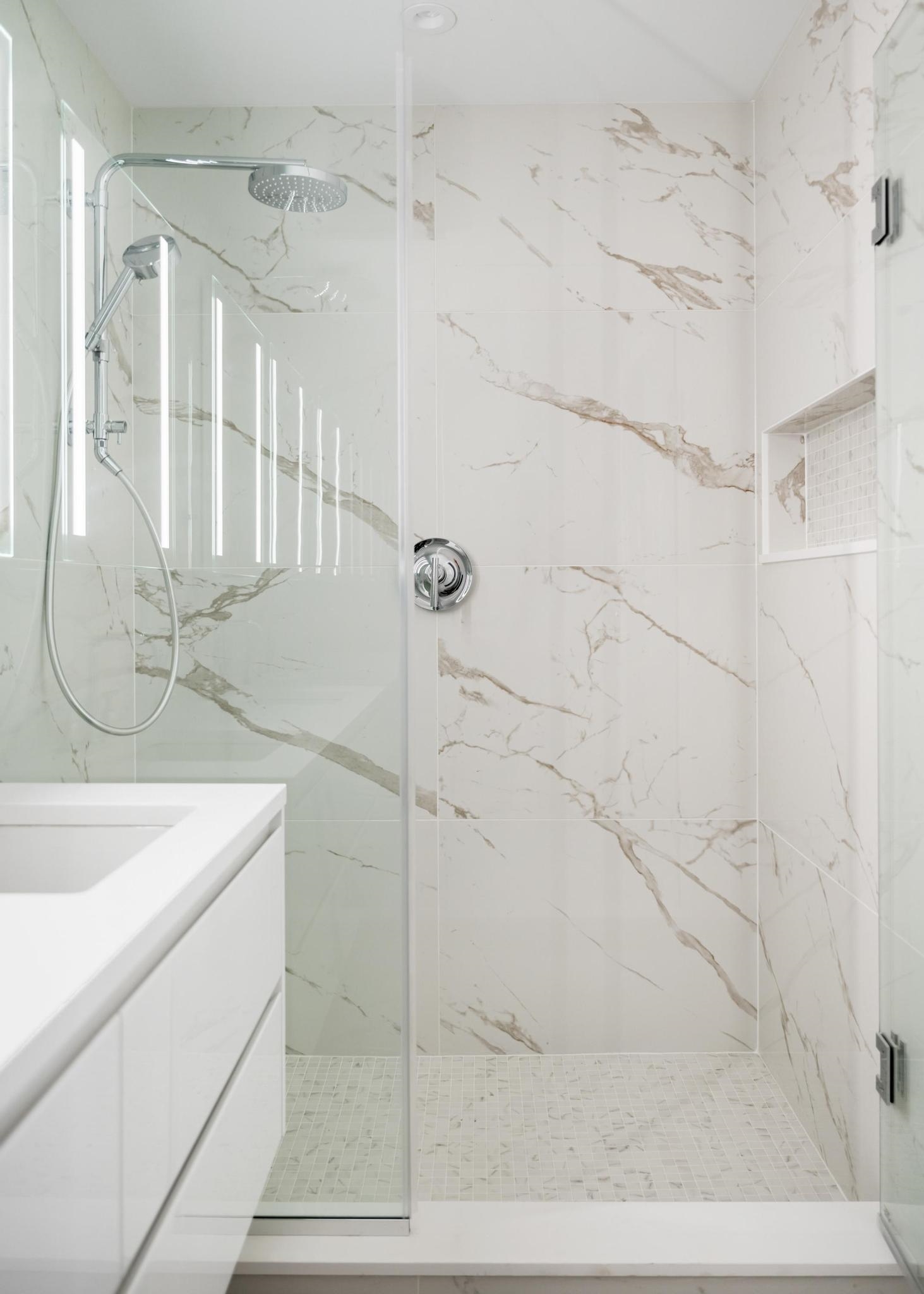 302 2888 ARBUTUS STREET Unit: 302